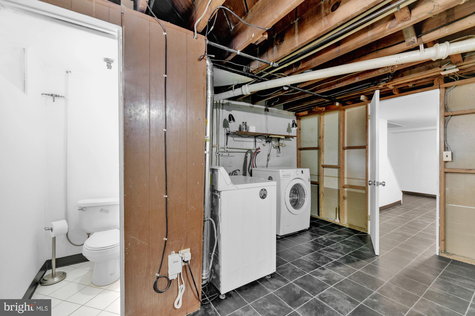 PHILADELPHIA HEIGHTS - Residential