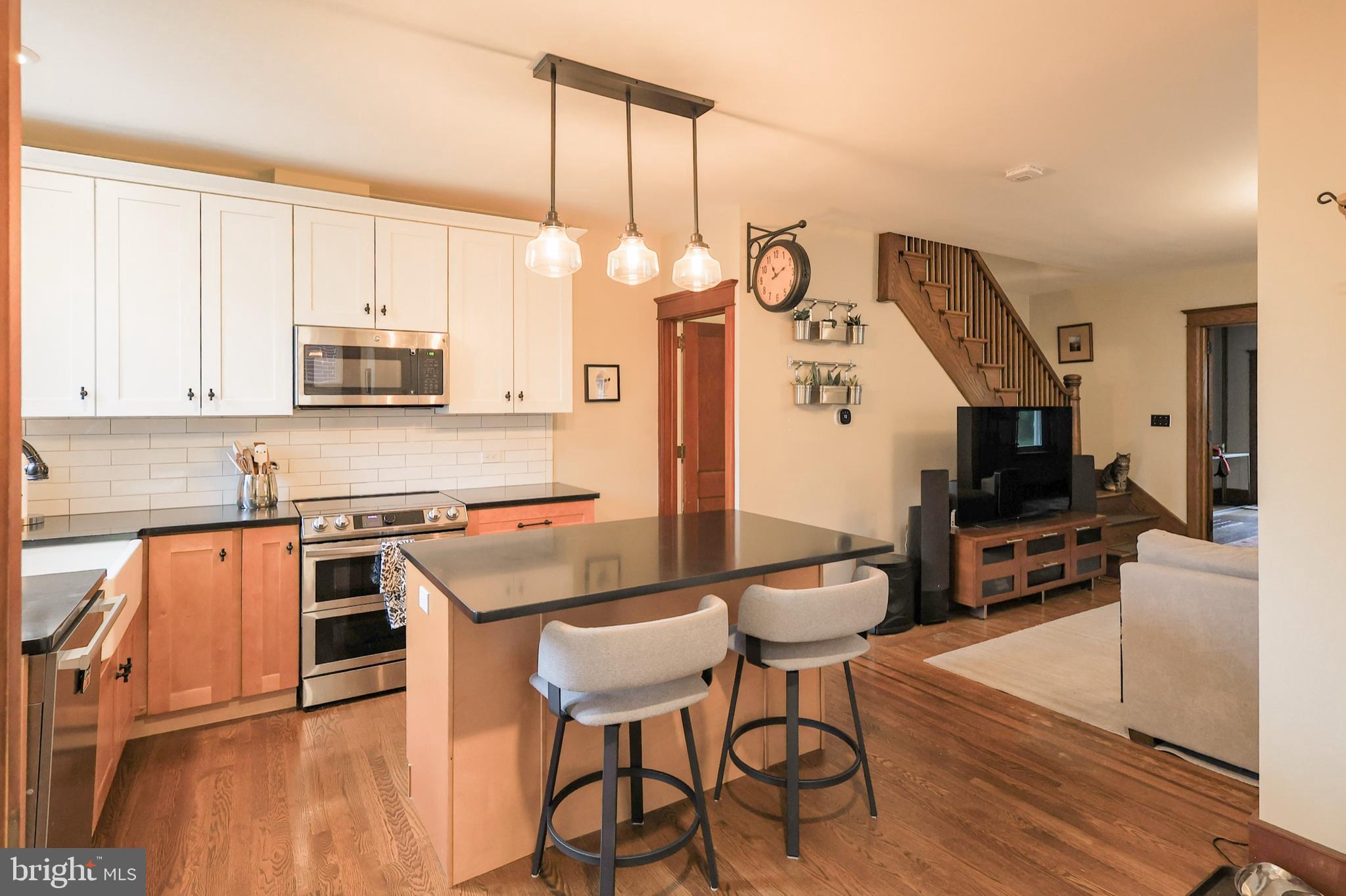 COLLEGE HEIGHTS - Residential