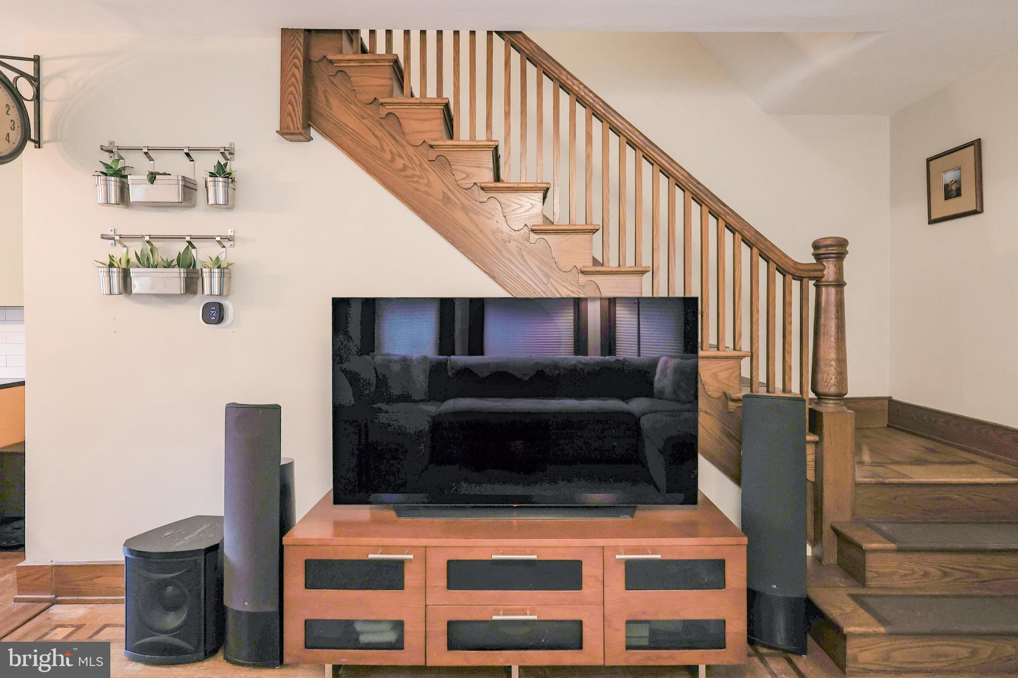 COLLEGE HEIGHTS - Residential