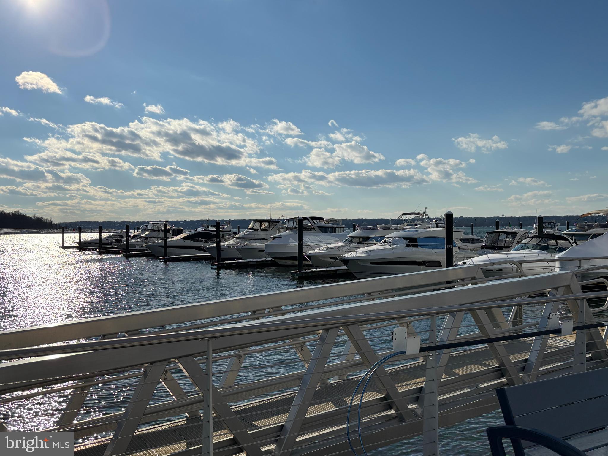 NATIONAL HARBOR - Residential