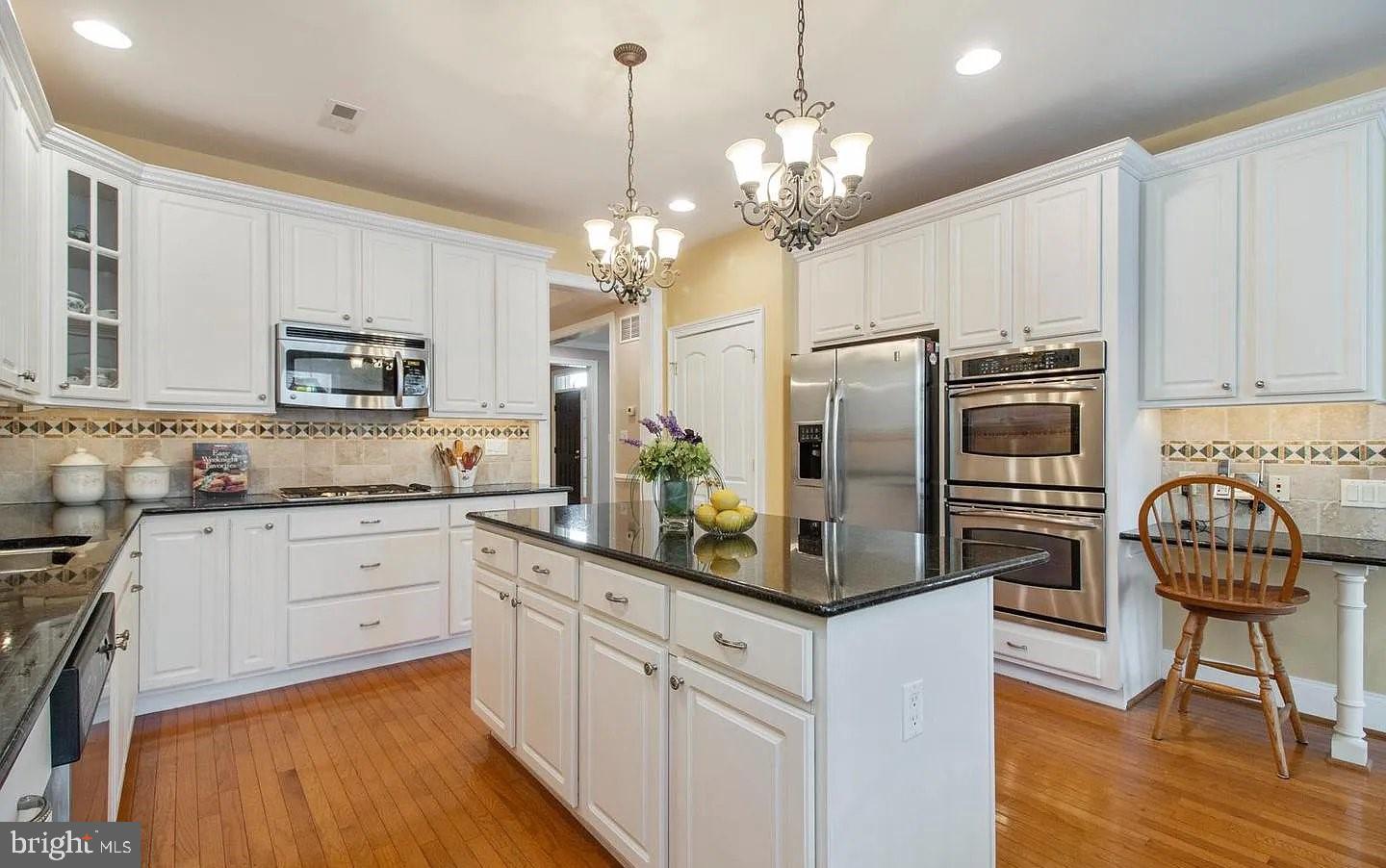 FOXCROFT OF BLUE B - Residential Lease