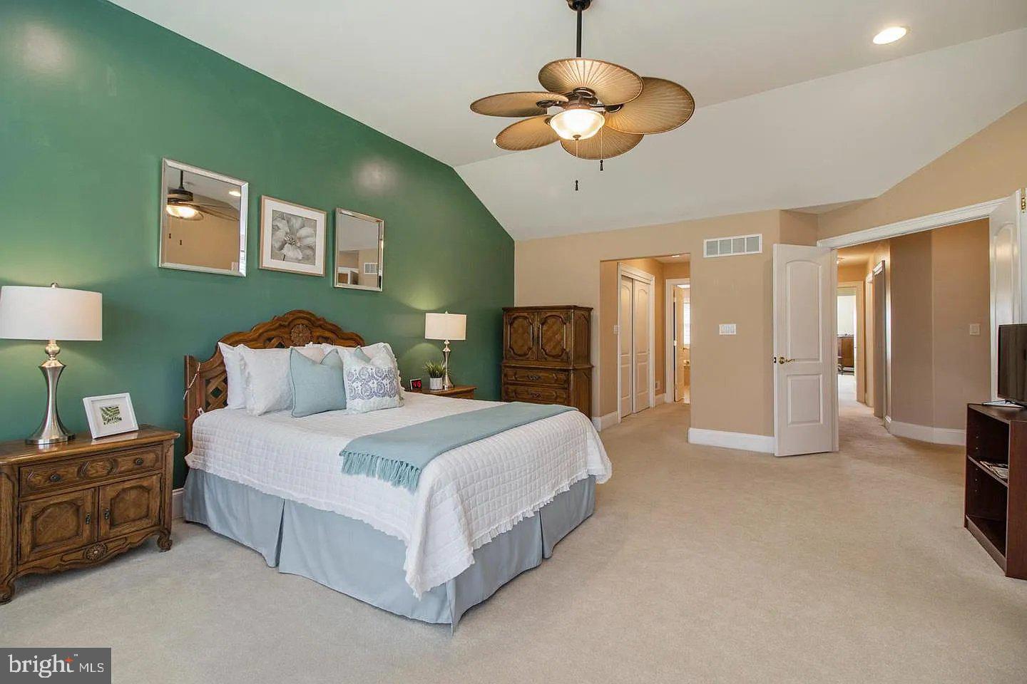 FOXCROFT OF BLUE B - Residential Lease