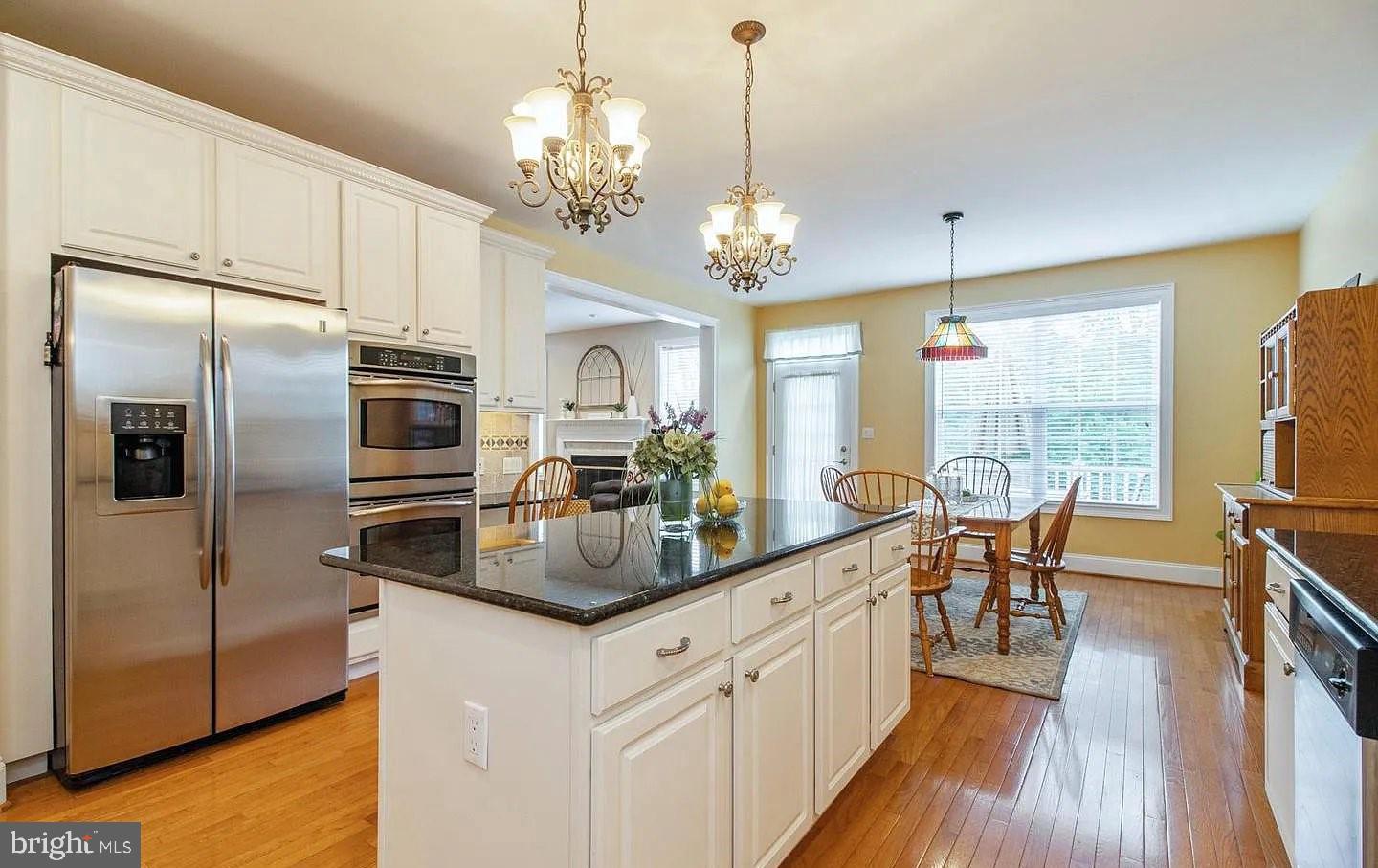 FOXCROFT OF BLUE B - Residential Lease