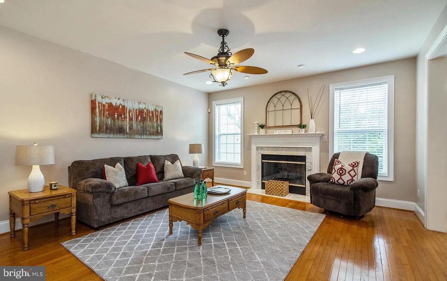 FOXCROFT OF BLUE B - Residential Lease