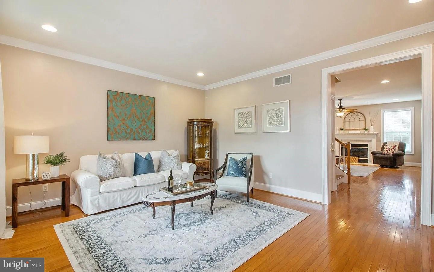 FOXCROFT OF BLUE B - Residential Lease