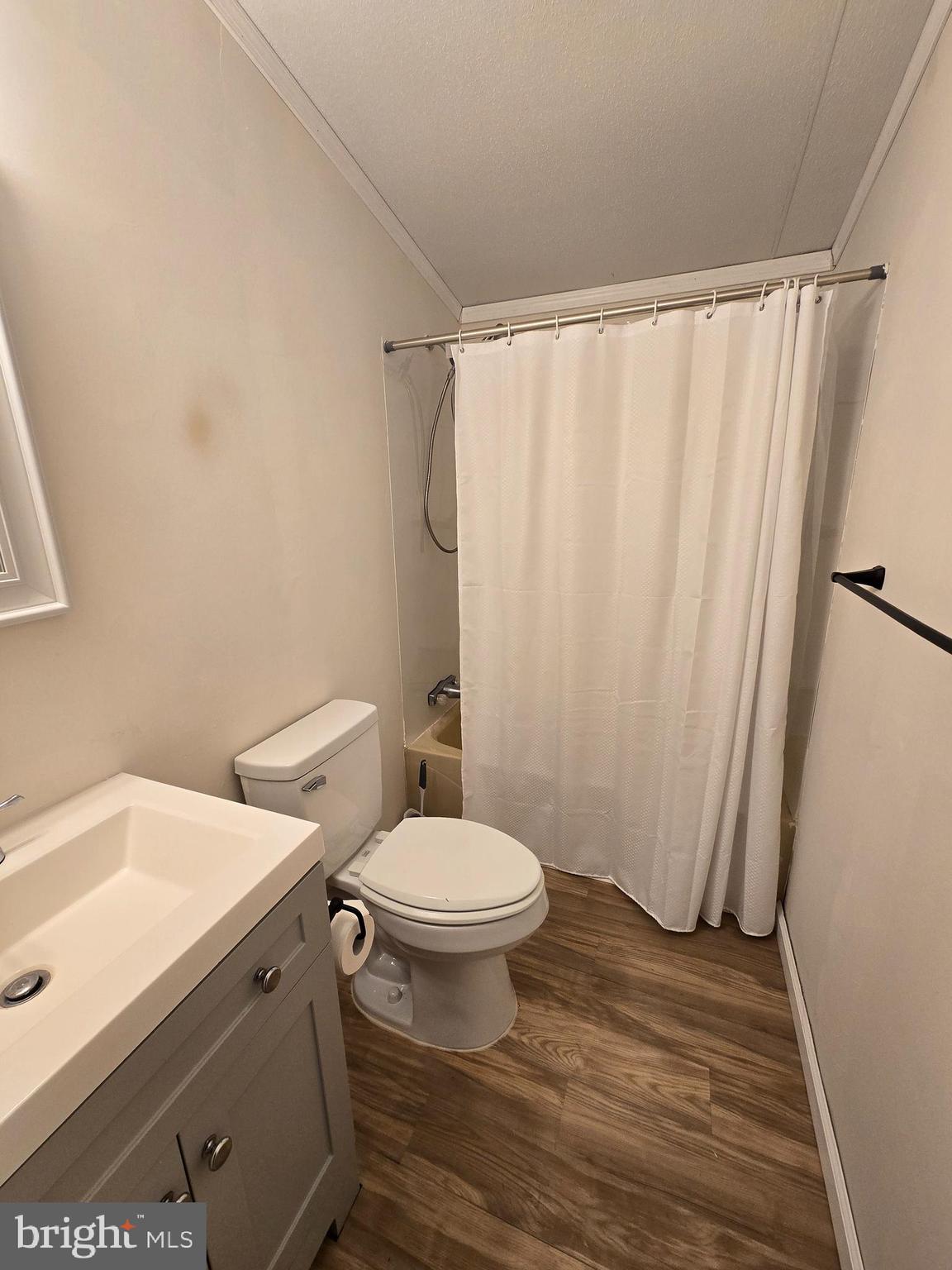 LINCOLN ESTATES MHP - Residential