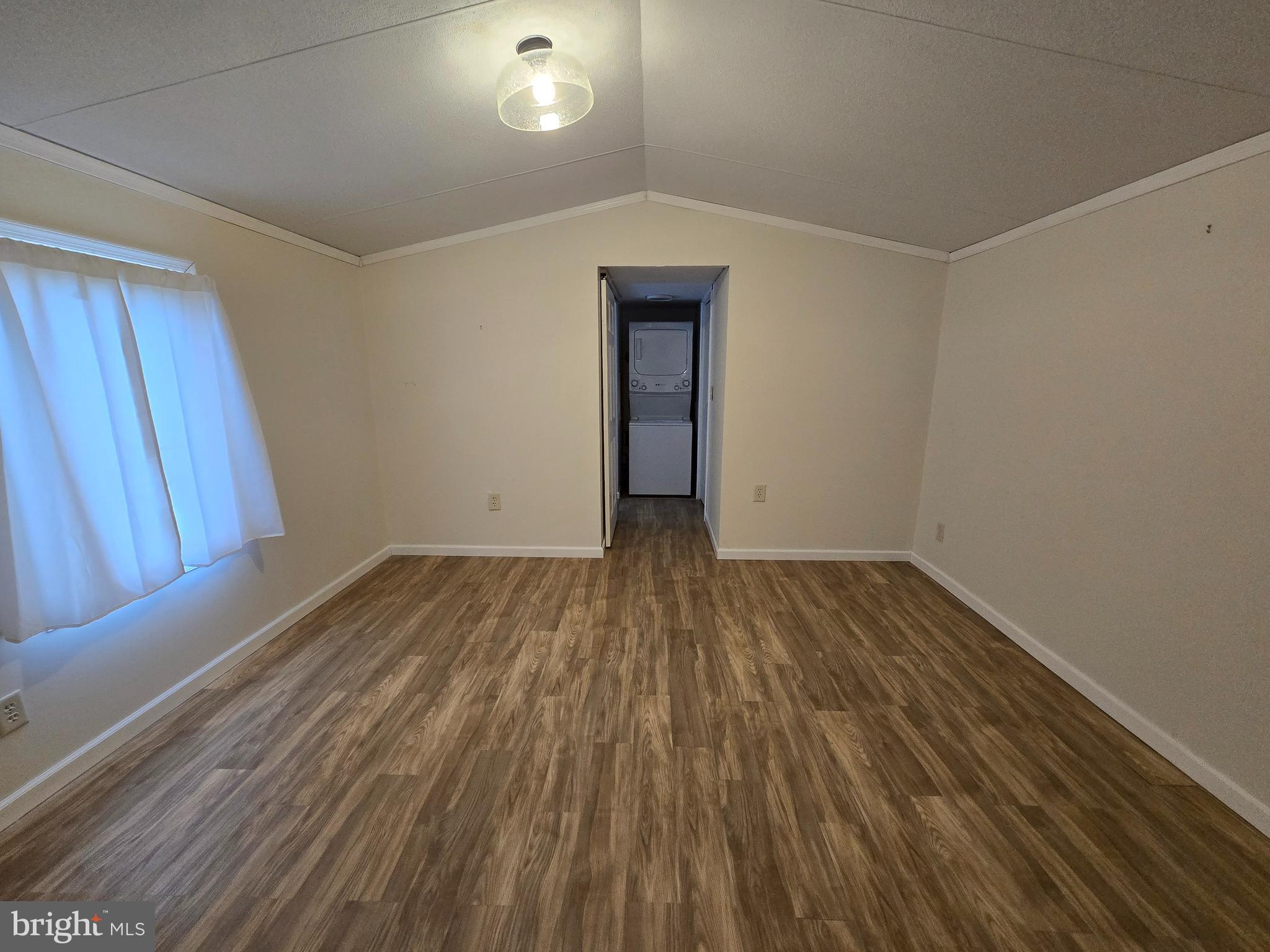 LINCOLN ESTATES MHP - Residential
