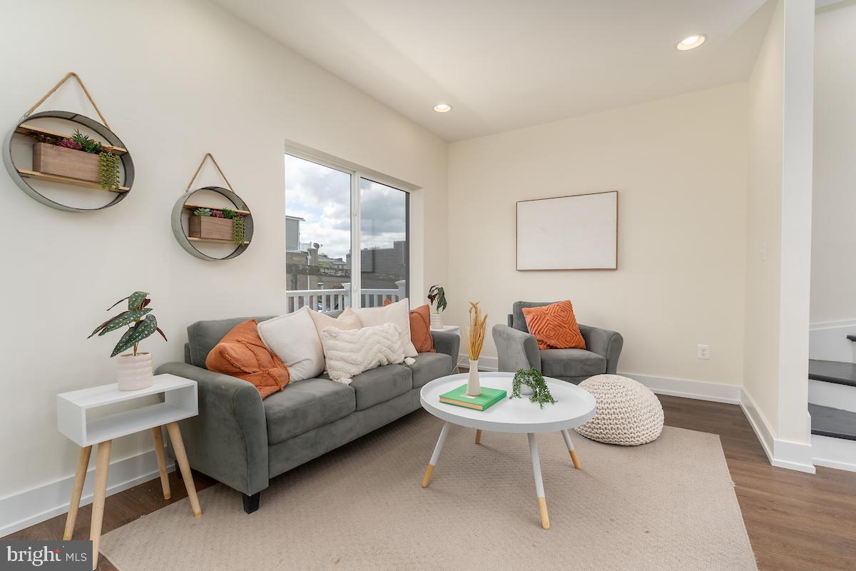 UPPER FELLS POINT - Residential