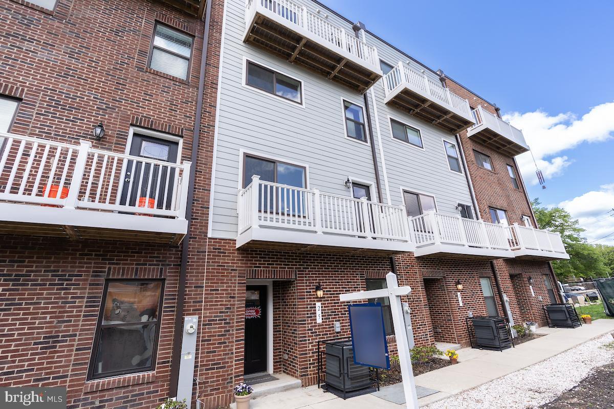 UPPER FELLS POINT - Residential