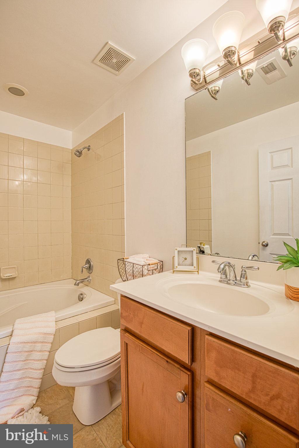 BLUFFS AT BELL CREEK - Residential