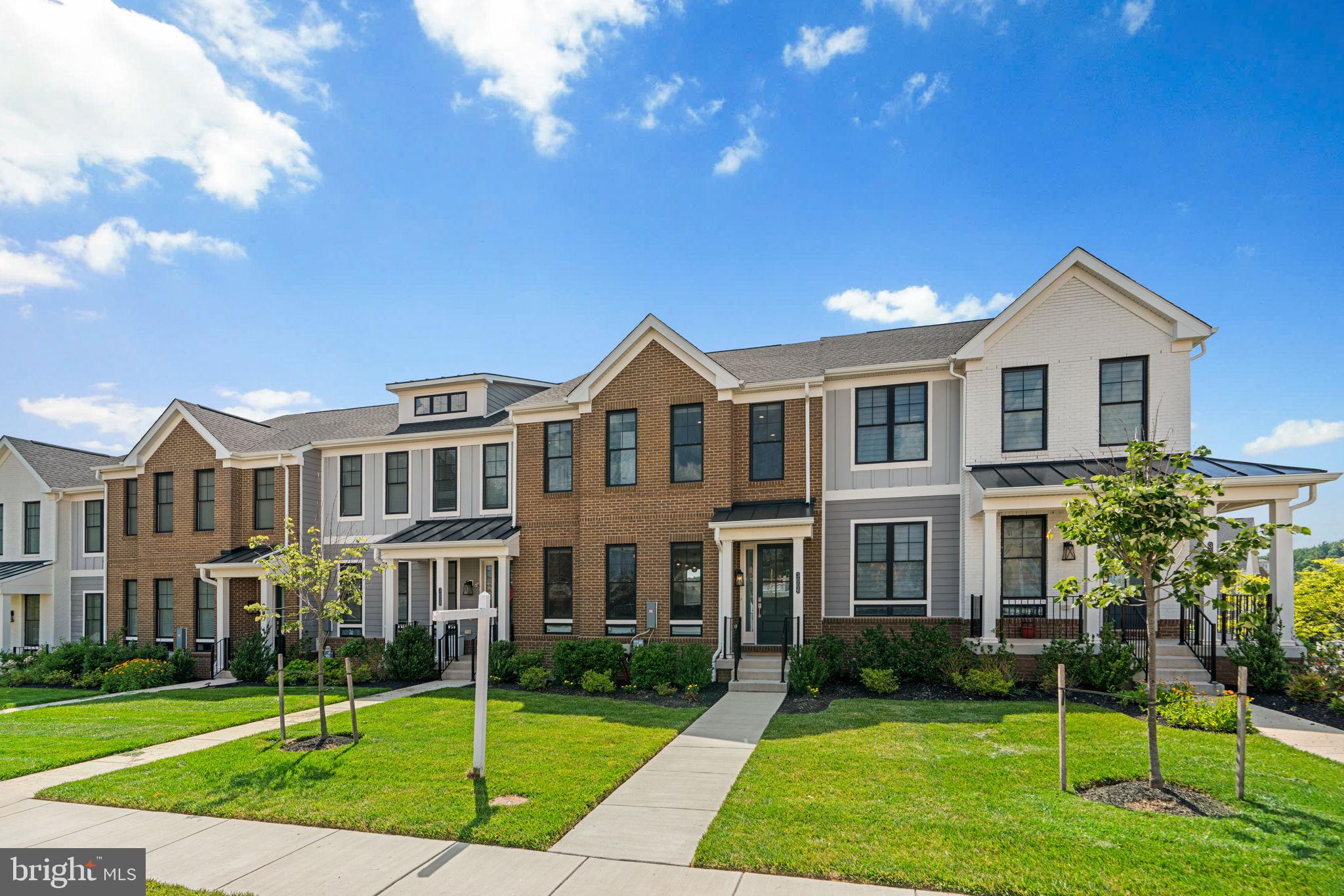 3006 MOUNT VILLA PARKWAY