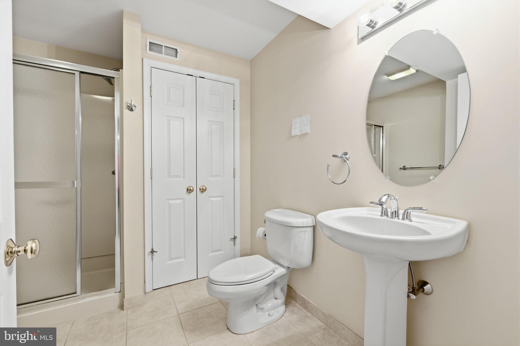 DOLINGTON ESTATES - Residential