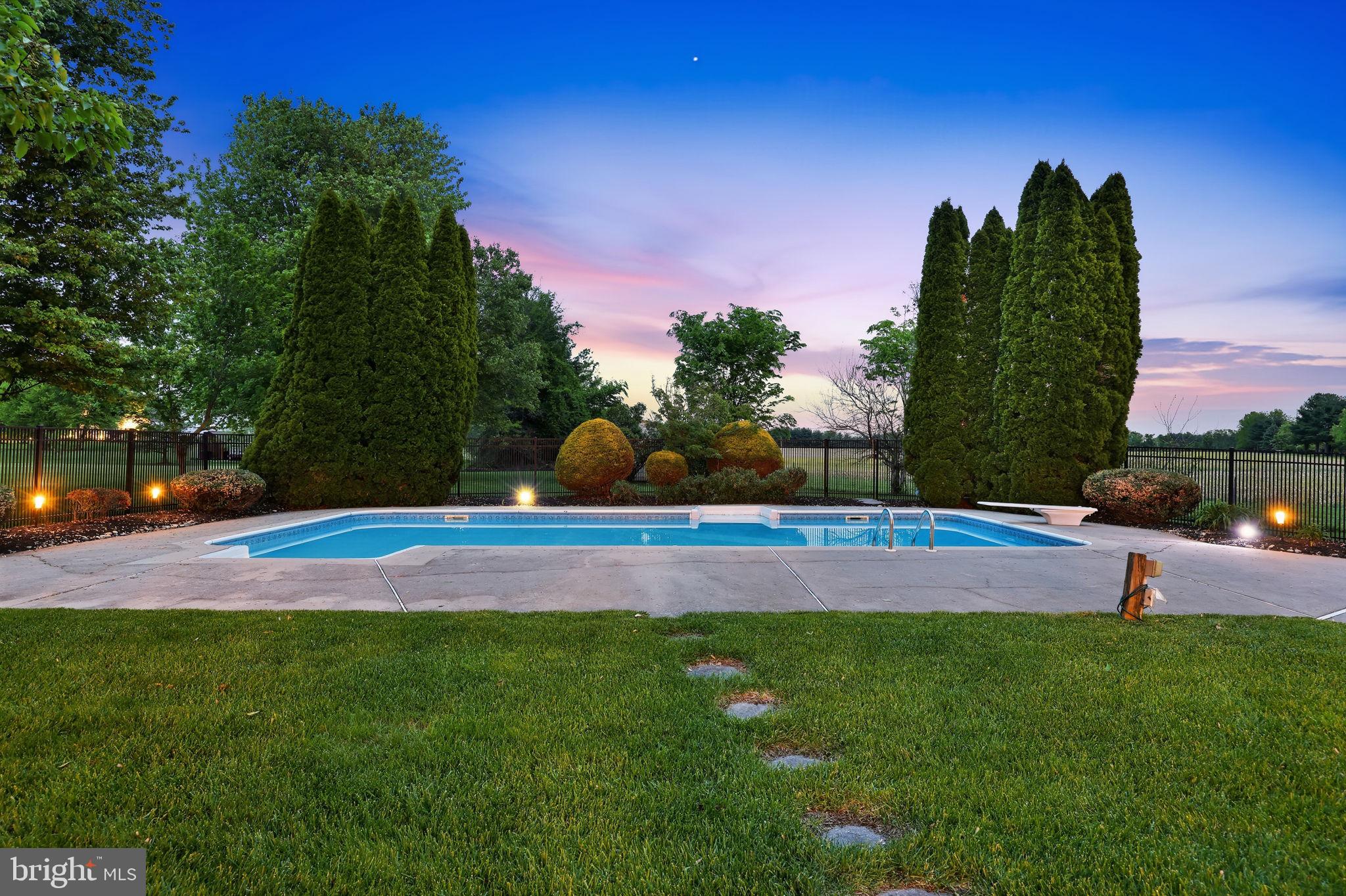 DOLINGTON ESTATES - Residential