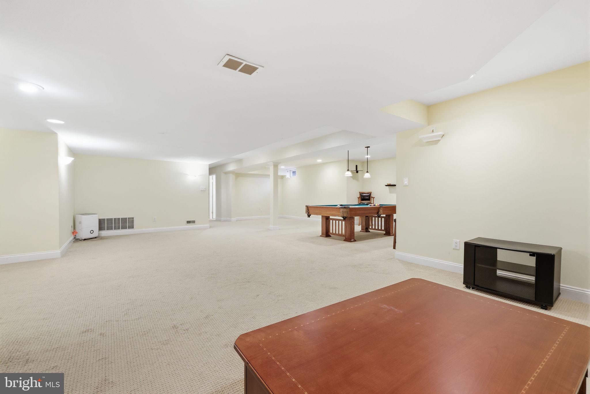 DOLINGTON ESTATES - Residential