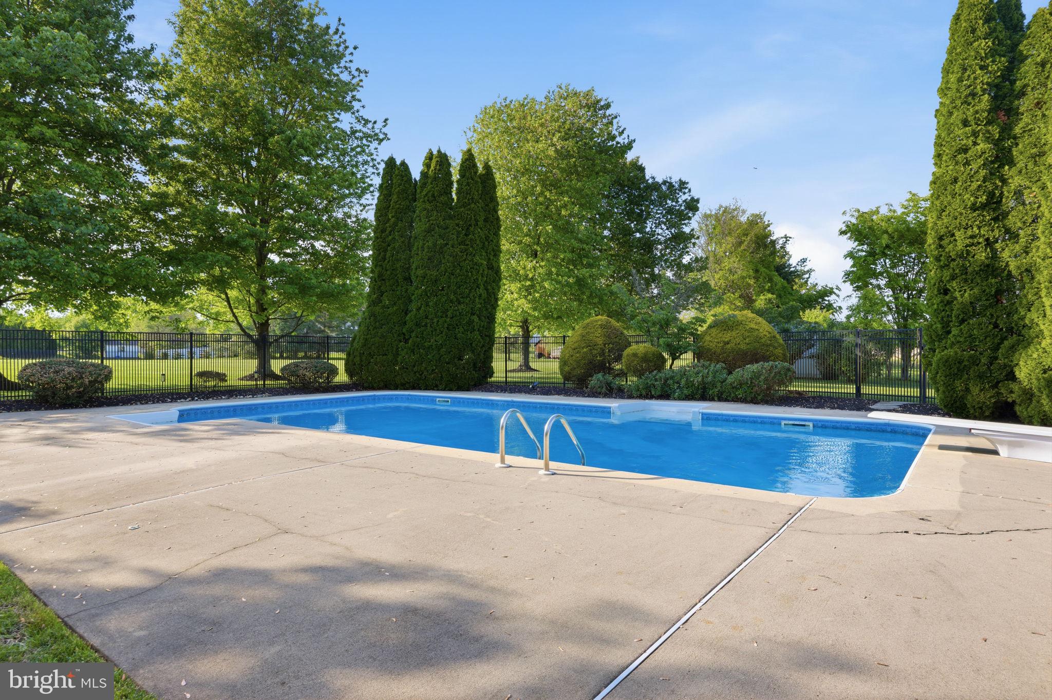 DOLINGTON ESTATES - Residential
