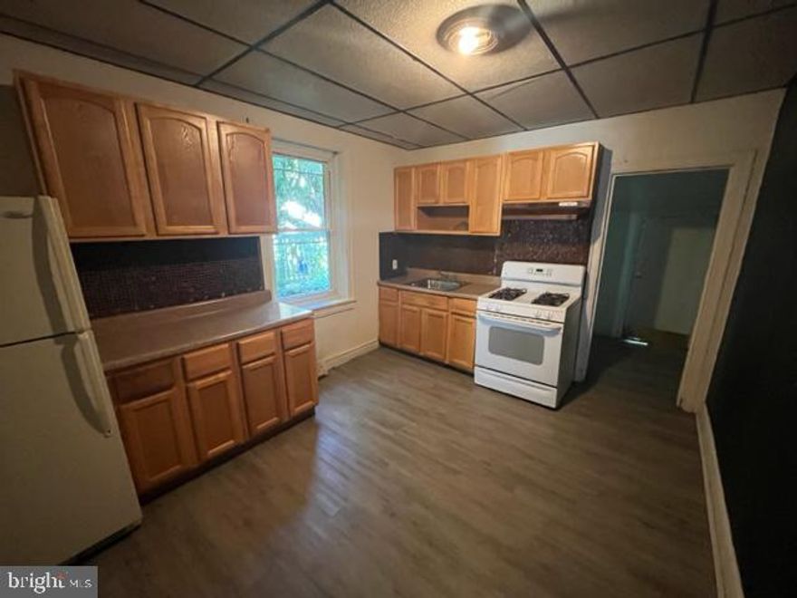 This unit is being sold "As Is"  Come check it out and make an offer.  Perfect for a starter home or for an investor looking to cash flow.