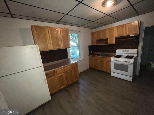 GERMANTOWN (EAST) - Residential