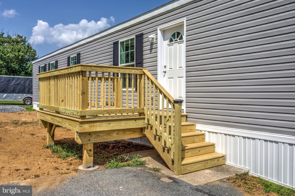 Photo of 810-B GLENWOOD DR, EPHRATA, PA 17522 (MLS # PALA2039110)