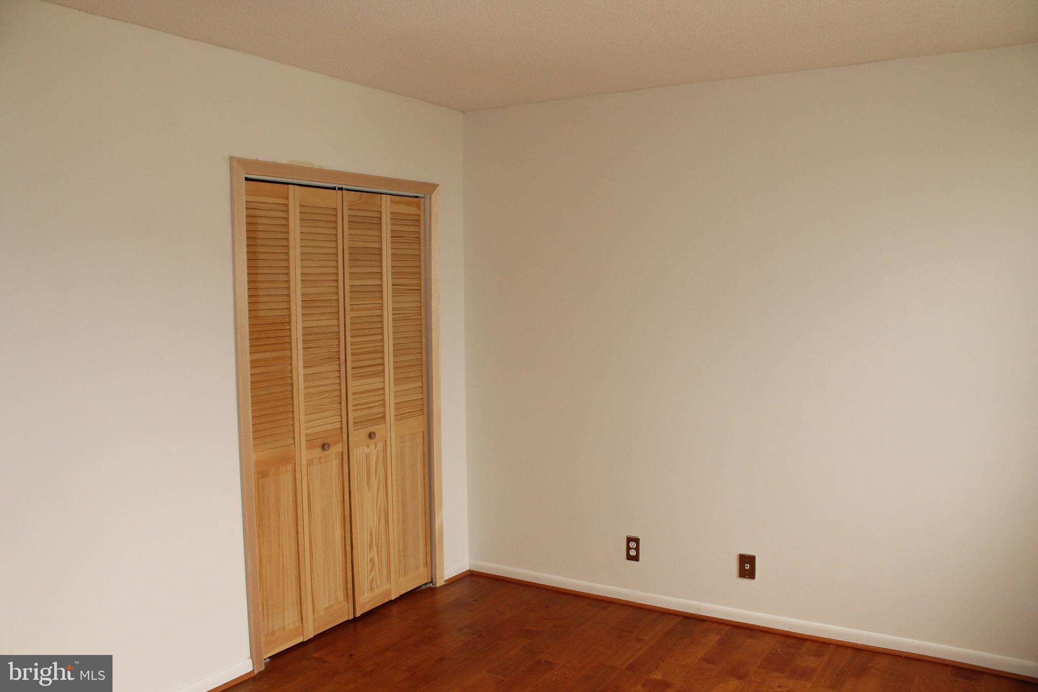 SKYLINE SQUARE CONDO - Residential