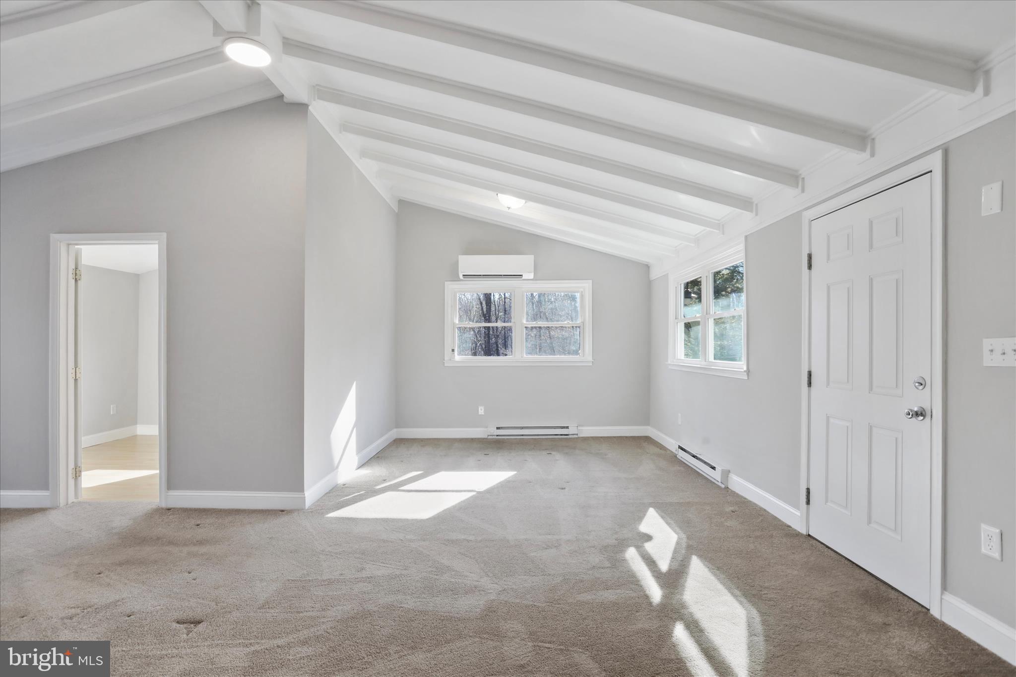 SLEEPY HOLLOW - Residential