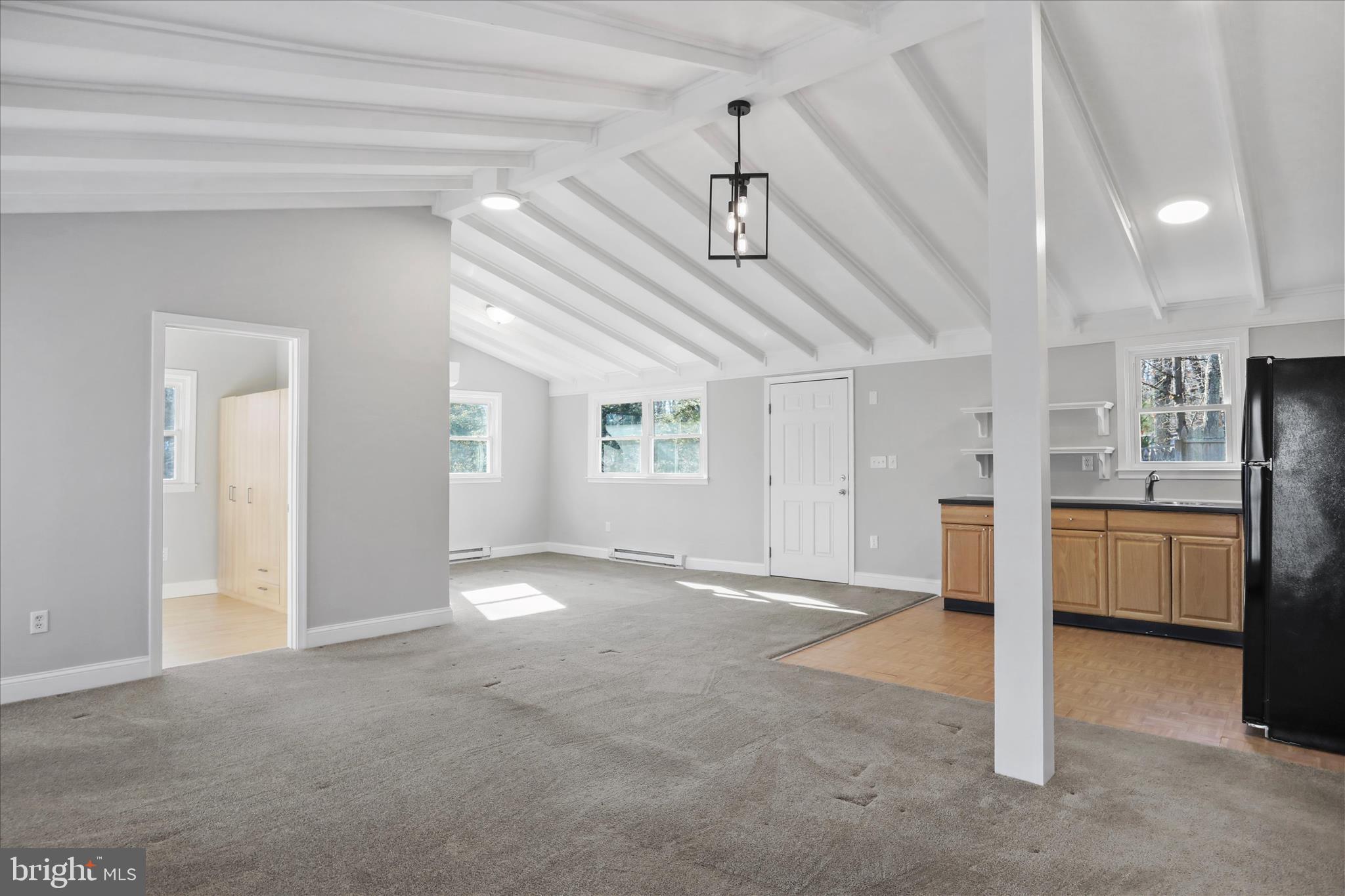 SLEEPY HOLLOW - Residential