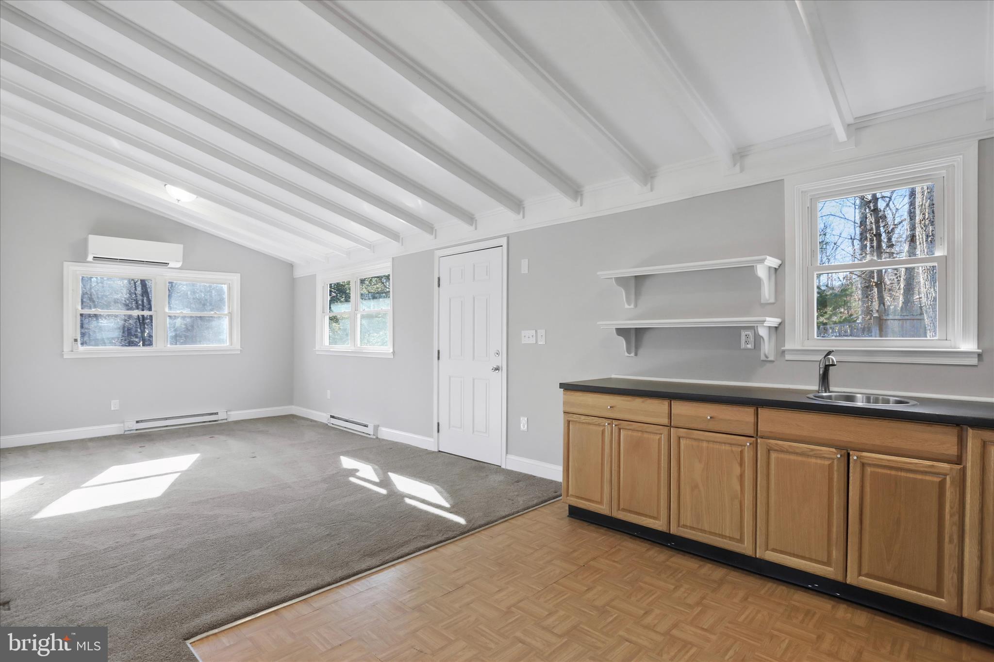 SLEEPY HOLLOW - Residential