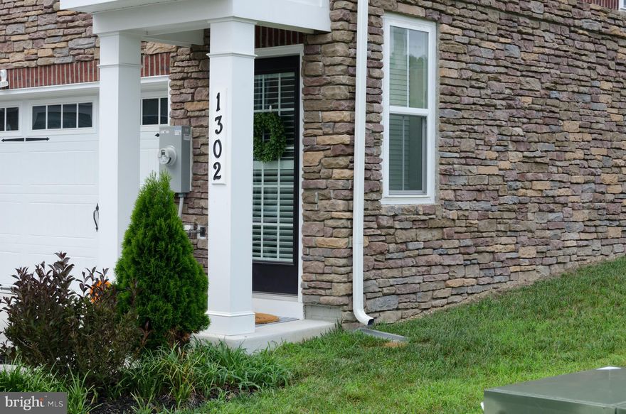 Open House Saturday and Sunday!  This one is it!  Run, don't walk.  This home is perfect.  This lovely end unit townhome is located in the  Crofton at Riverwalk community.    2 car garage, huge kitchen island, beautiful kitchen cabinets, deck, finished basement,  seating area in the owners suite, upstairs laundry, lots of upgrades.....nothing to do but move in. 
 Close to everything - shopping, golf, parks, farmers market, casinos, restaurants and more.  Call and schedule your appointment today!