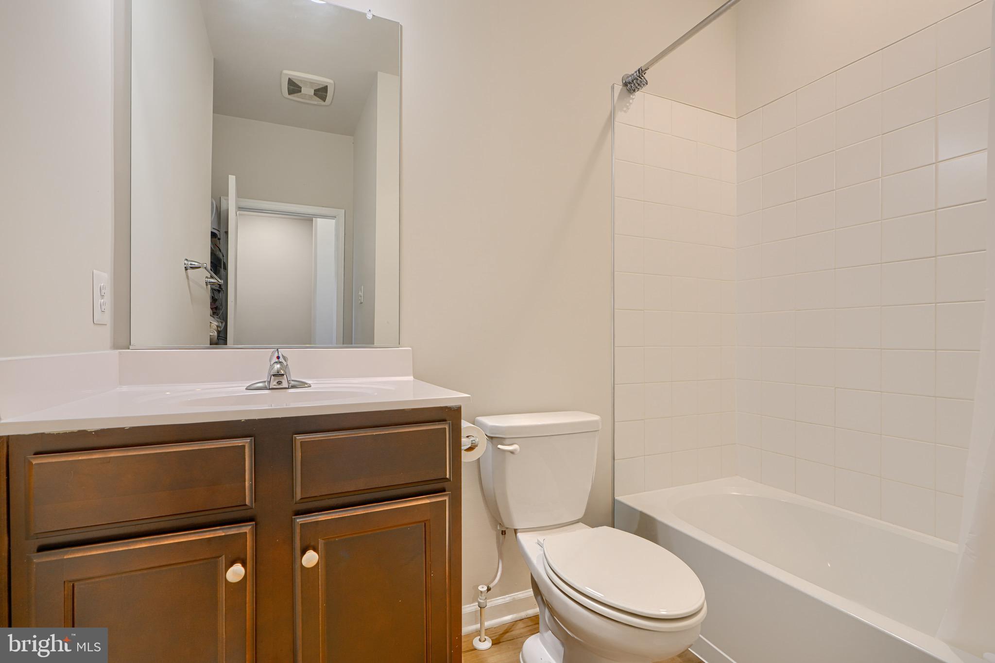 TUSCARORA CREEK - Residential Lease