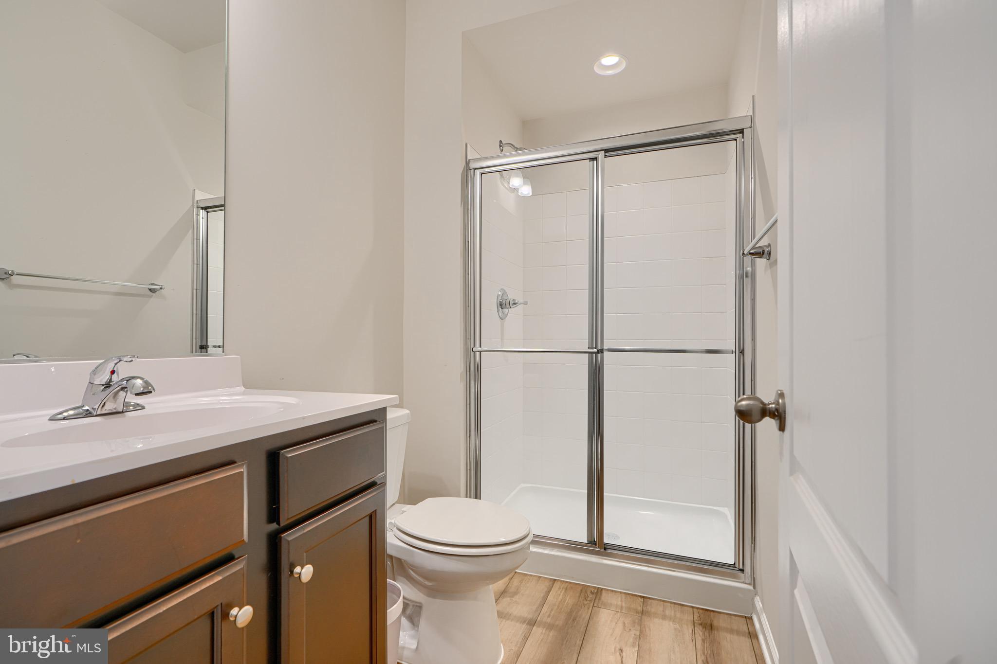 TUSCARORA CREEK - Residential Lease