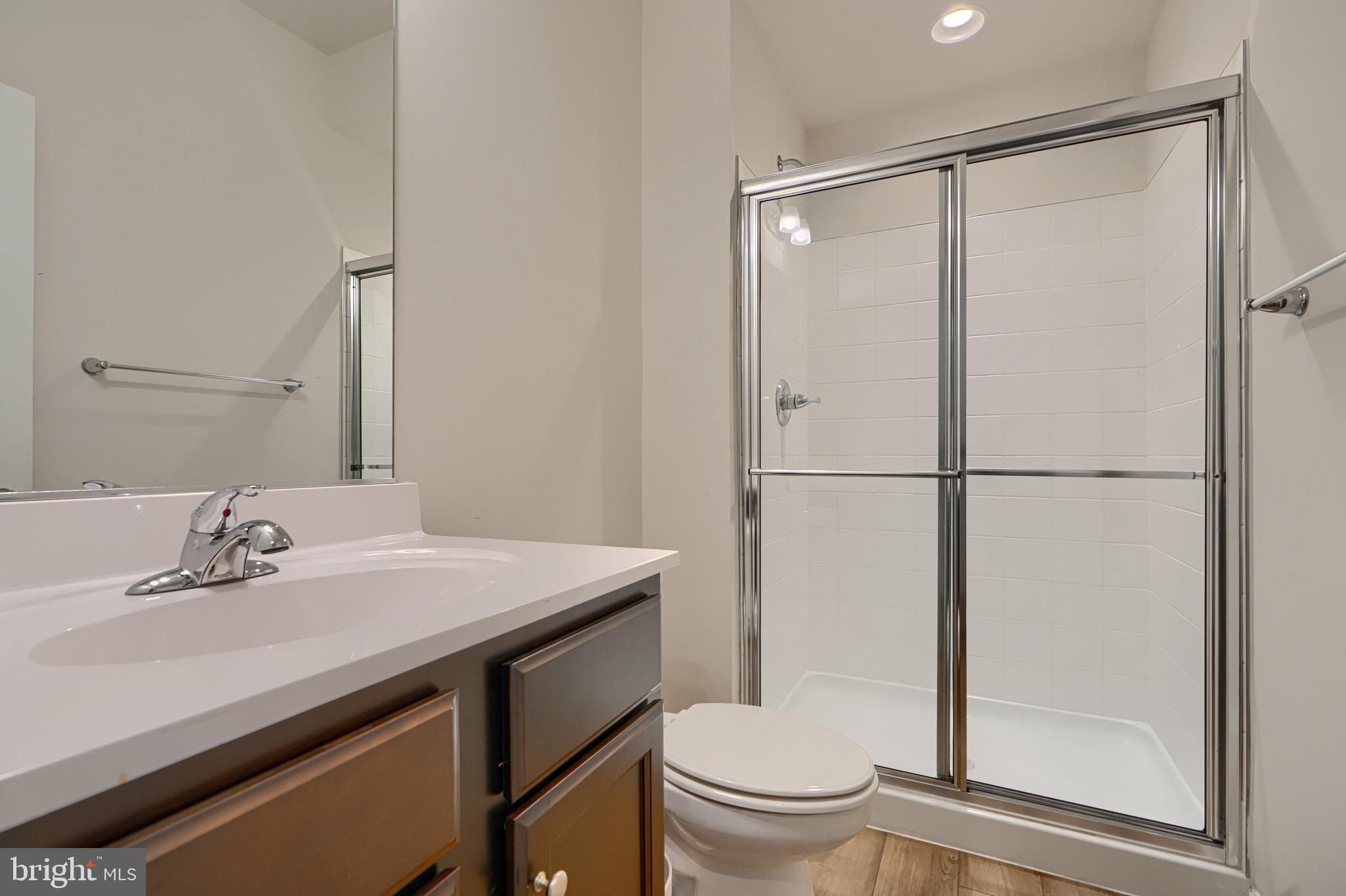 TUSCARORA CREEK - Residential Lease