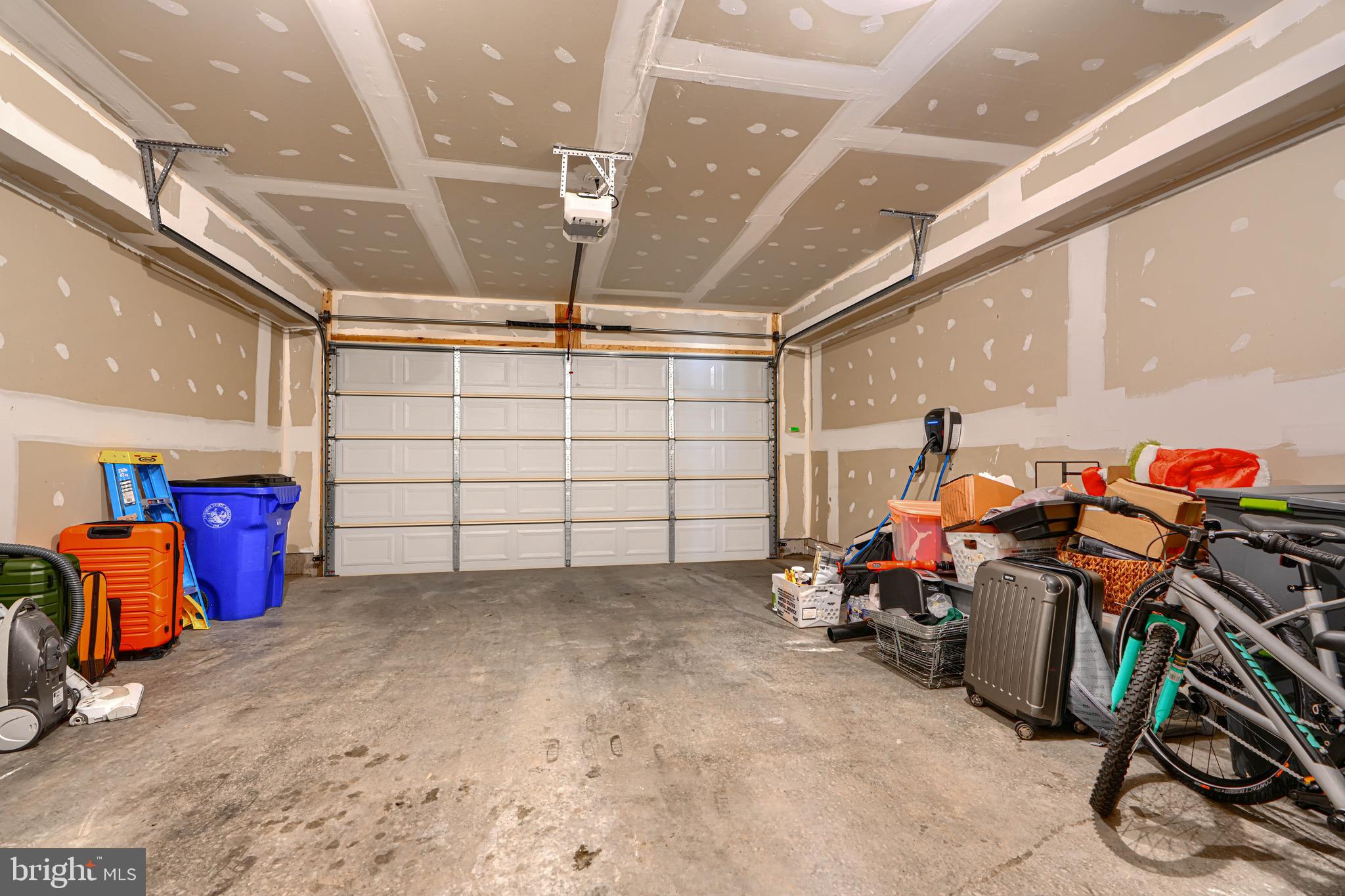 TUSCARORA CREEK - Residential Lease