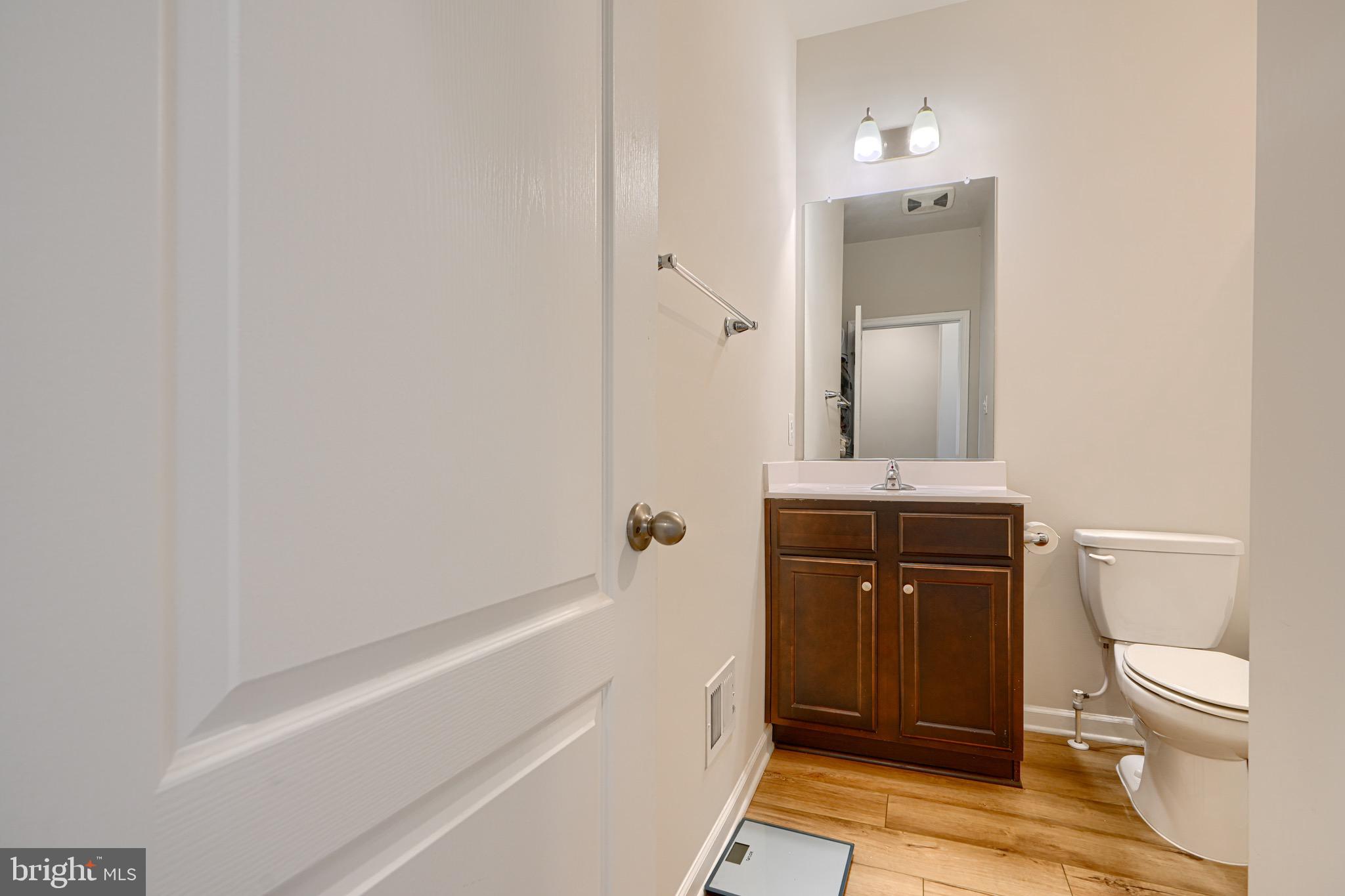 TUSCARORA CREEK - Residential Lease