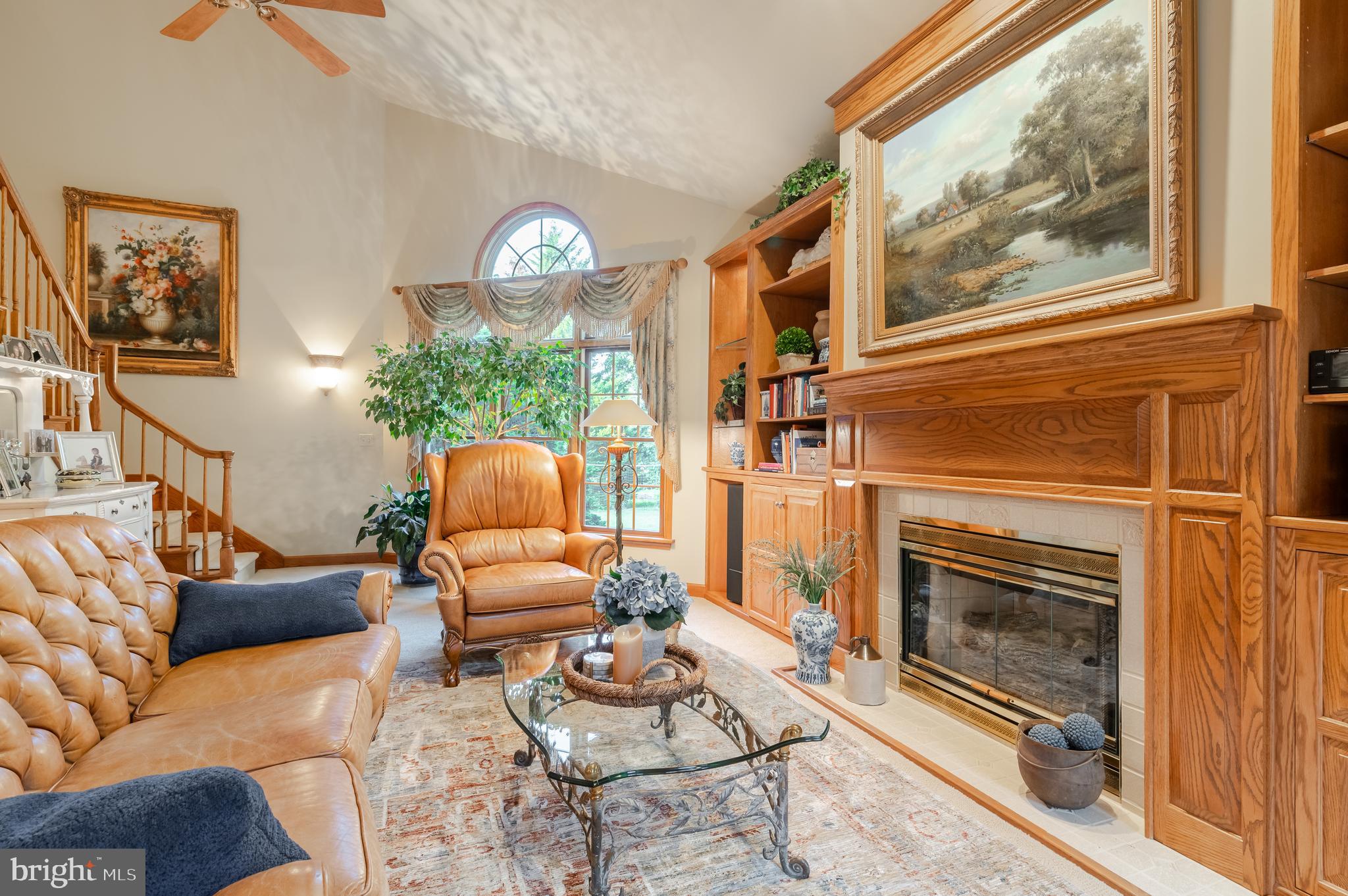 COLONIAL RIDGE - Residential