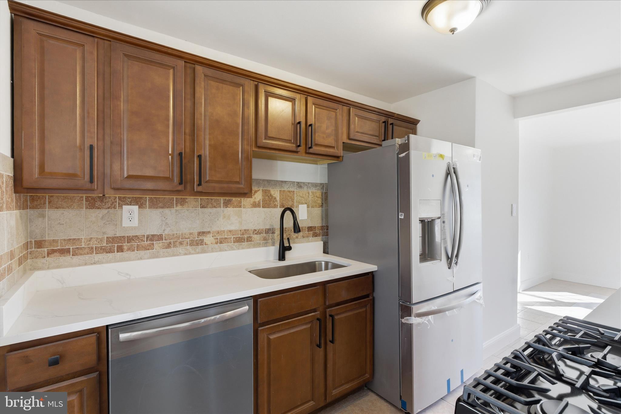 RADIANT VALLEY - Residential