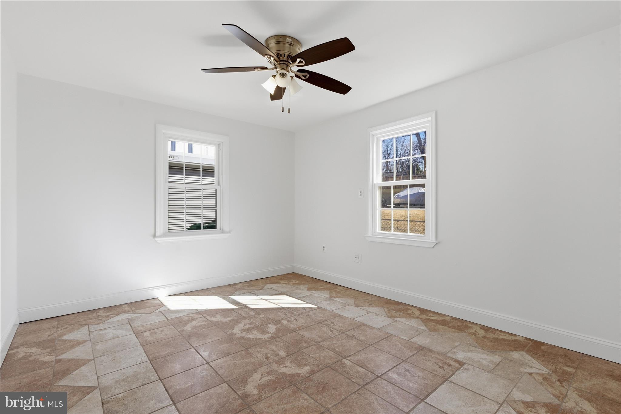 RADIANT VALLEY - Residential