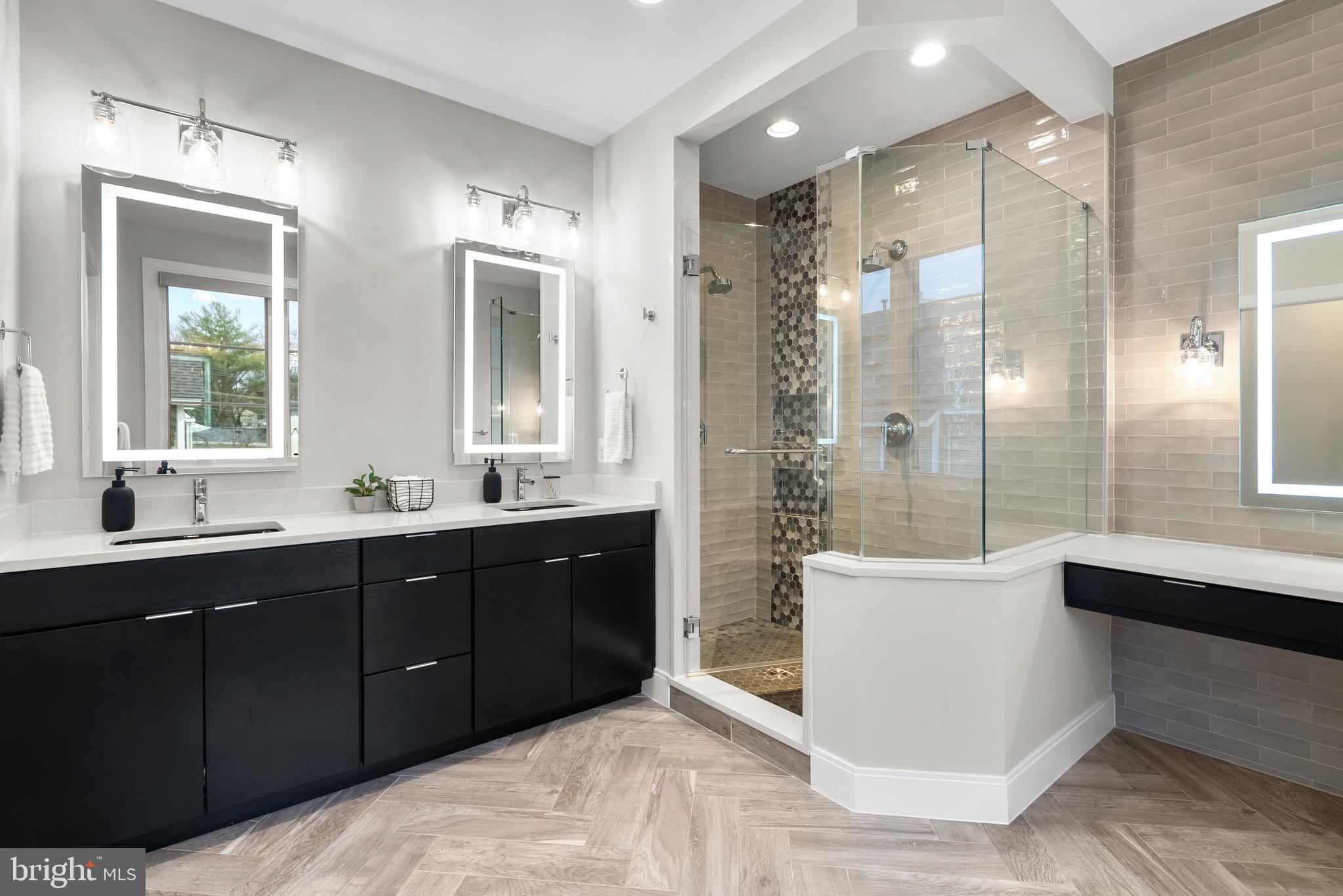 ROOSEVELT PLACE - Residential