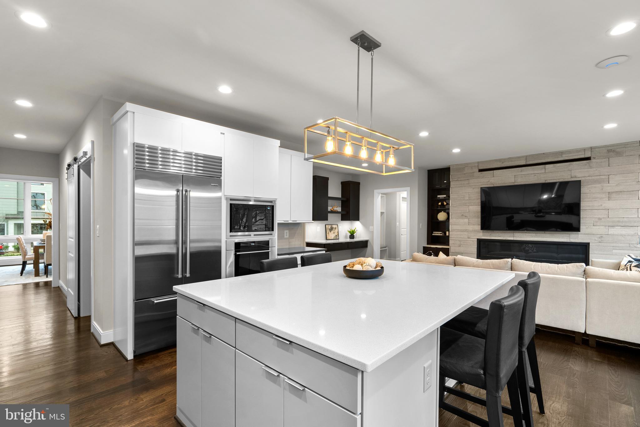 ROOSEVELT PLACE - Residential