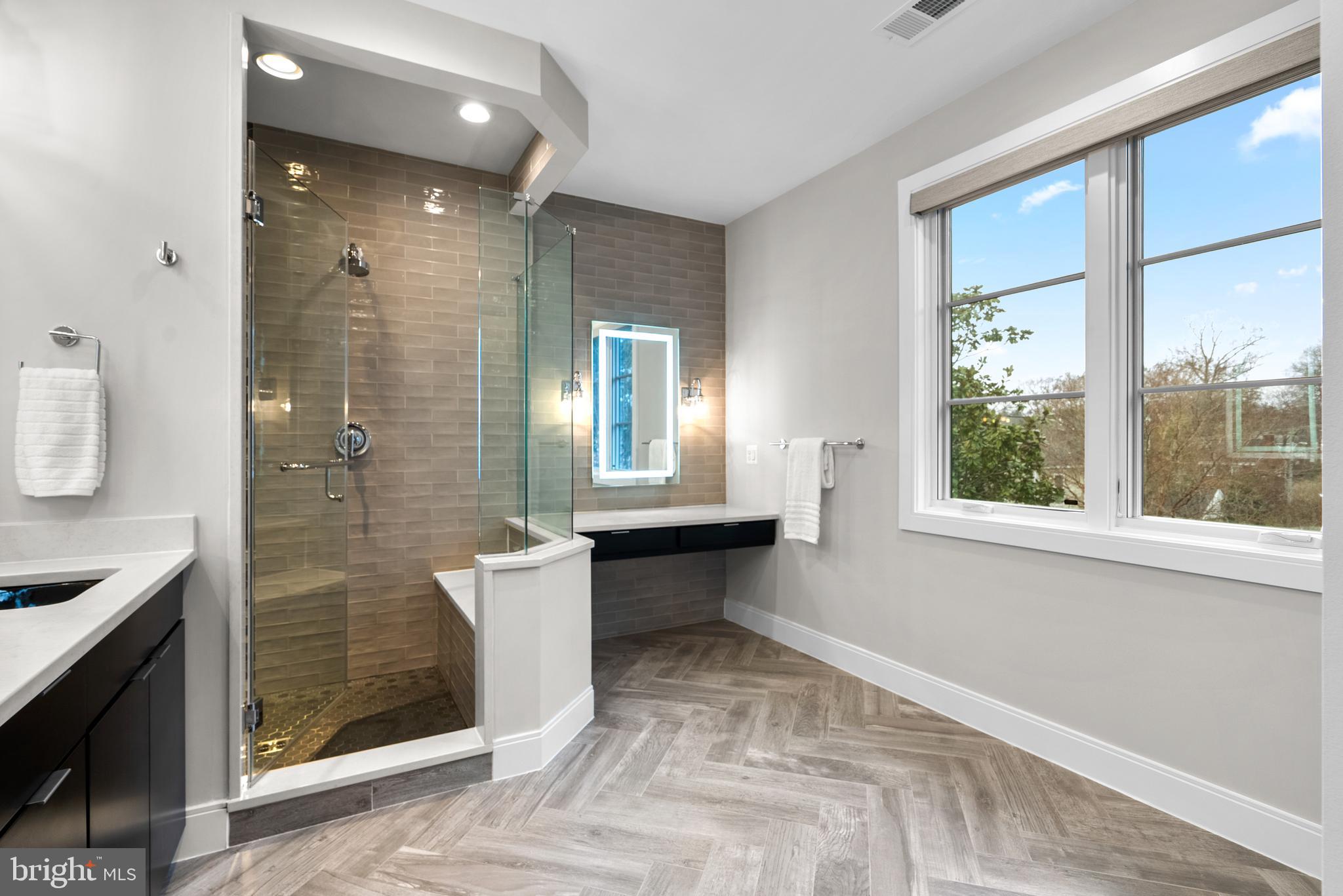 ROOSEVELT PLACE - Residential