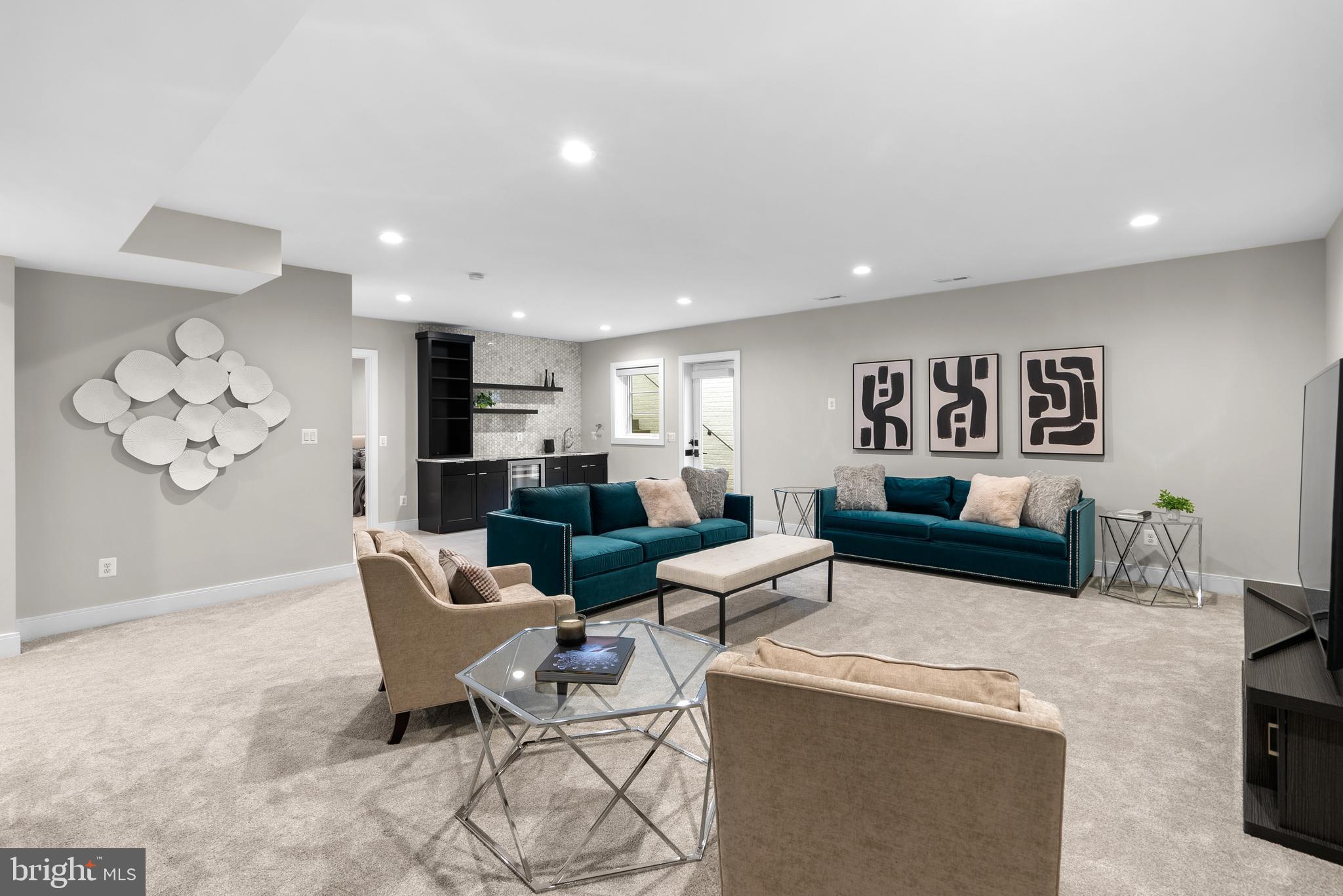 ROOSEVELT PLACE - Residential