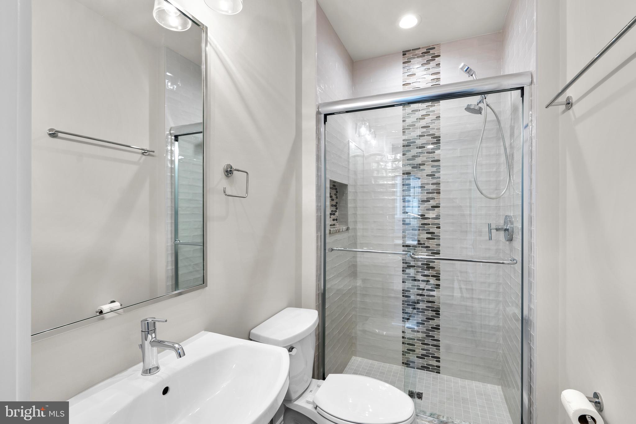 ROOSEVELT PLACE - Residential