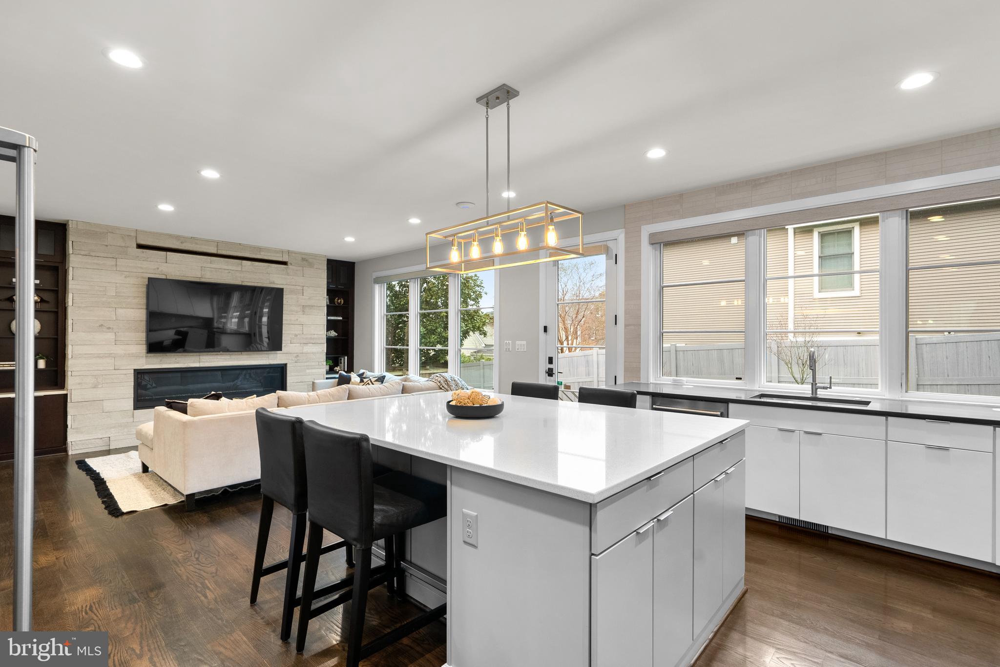 ROOSEVELT PLACE - Residential