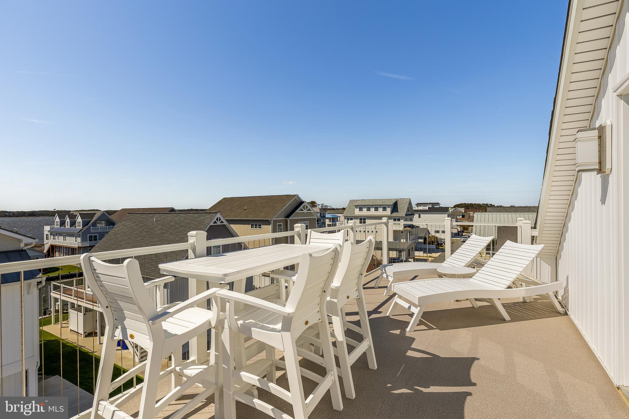 CAPE WINDSOR - Residential