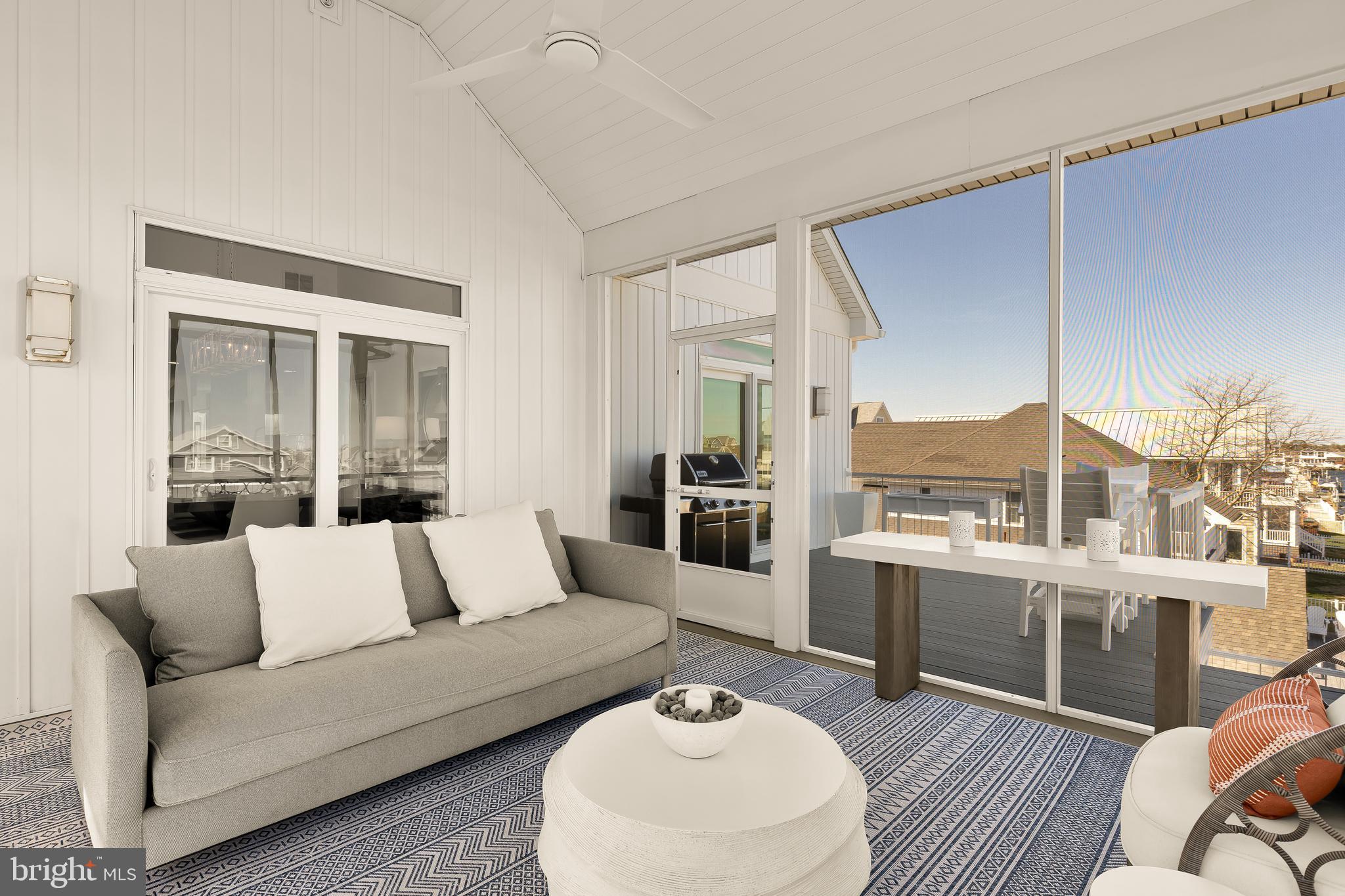 CAPE WINDSOR - Residential