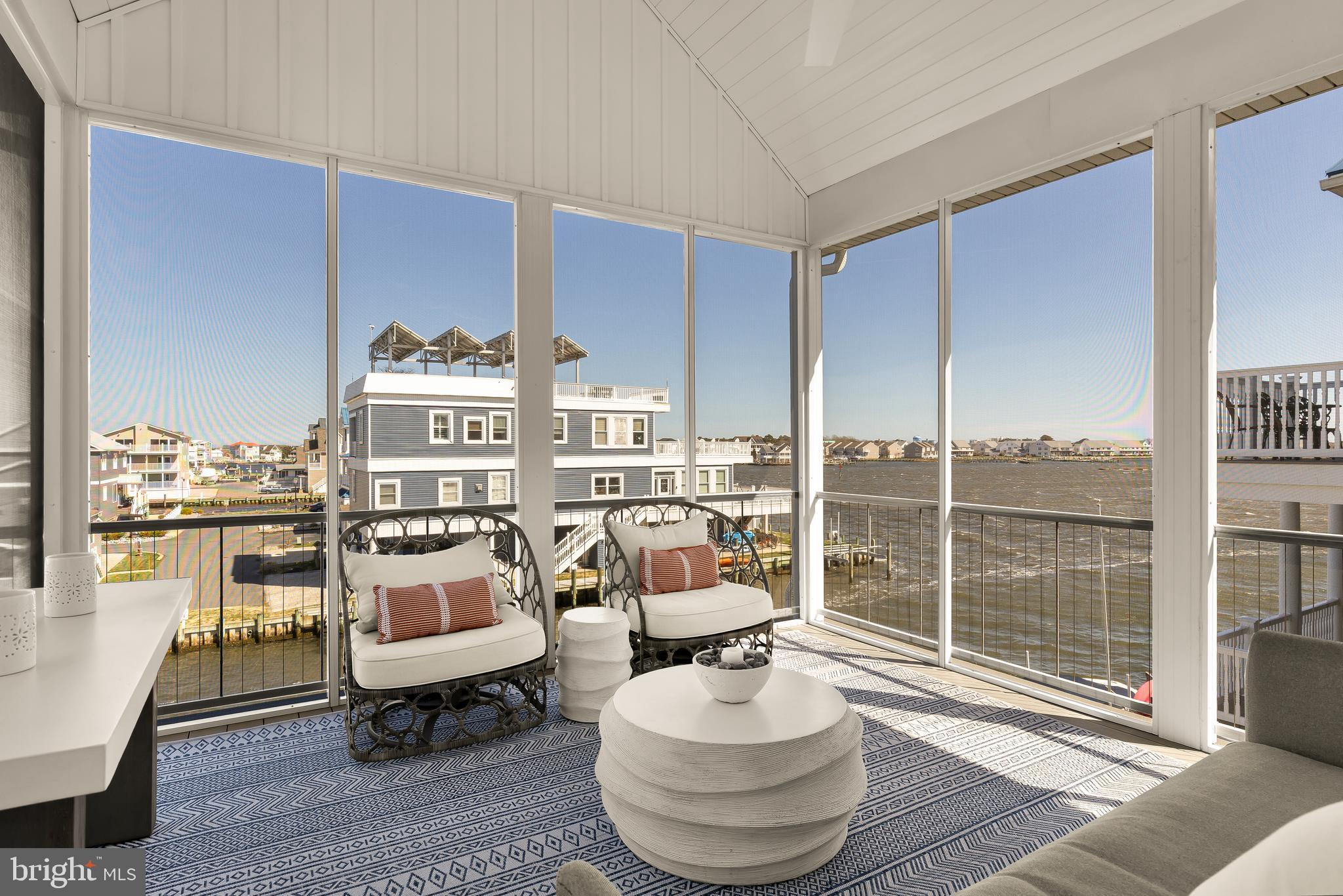 CAPE WINDSOR - Residential