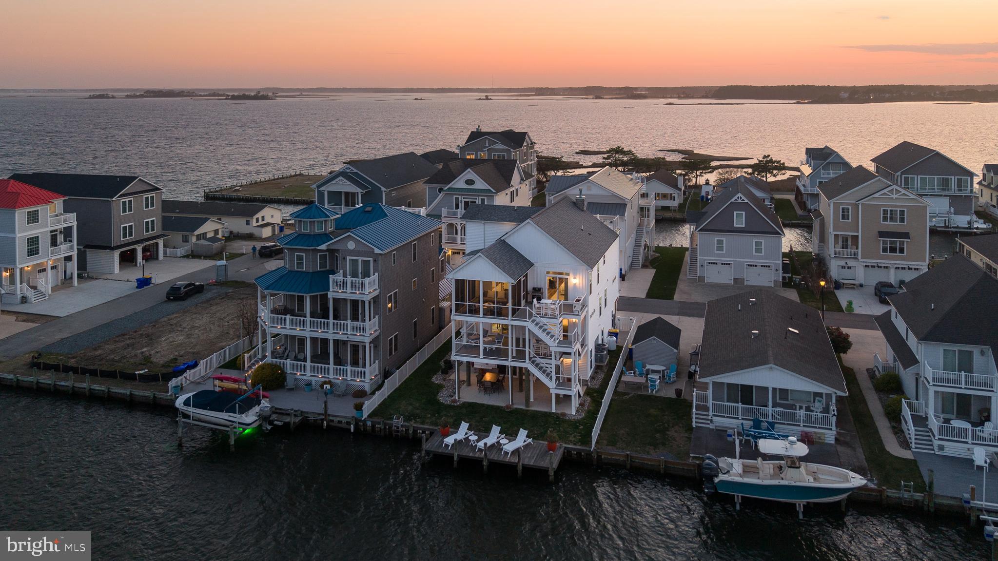 CAPE WINDSOR - Residential