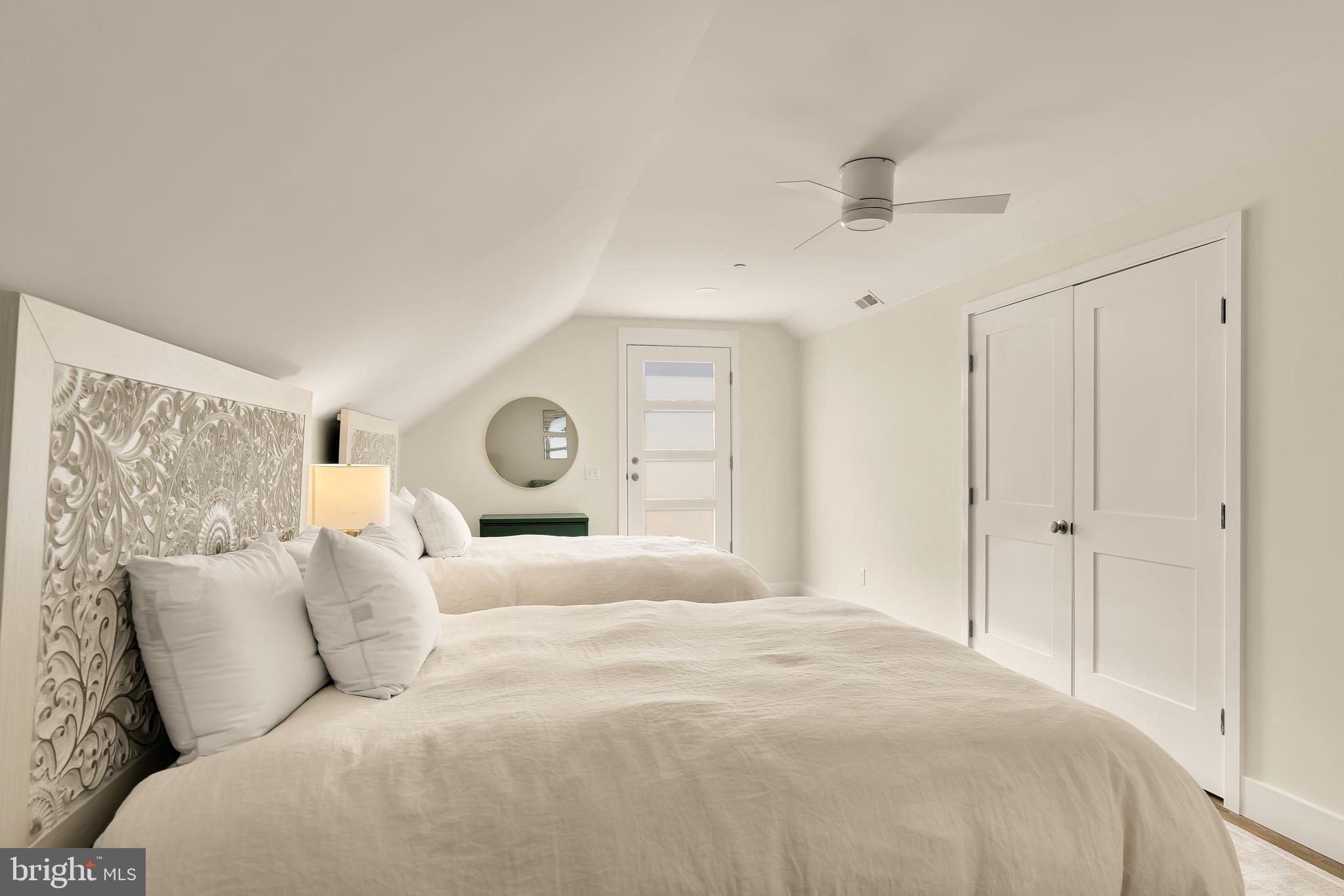 CAPE WINDSOR - Residential