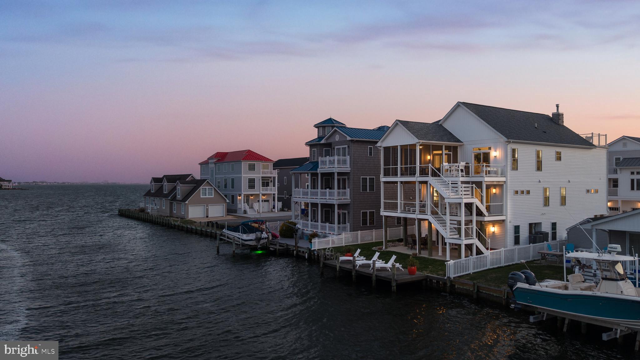 CAPE WINDSOR - Residential