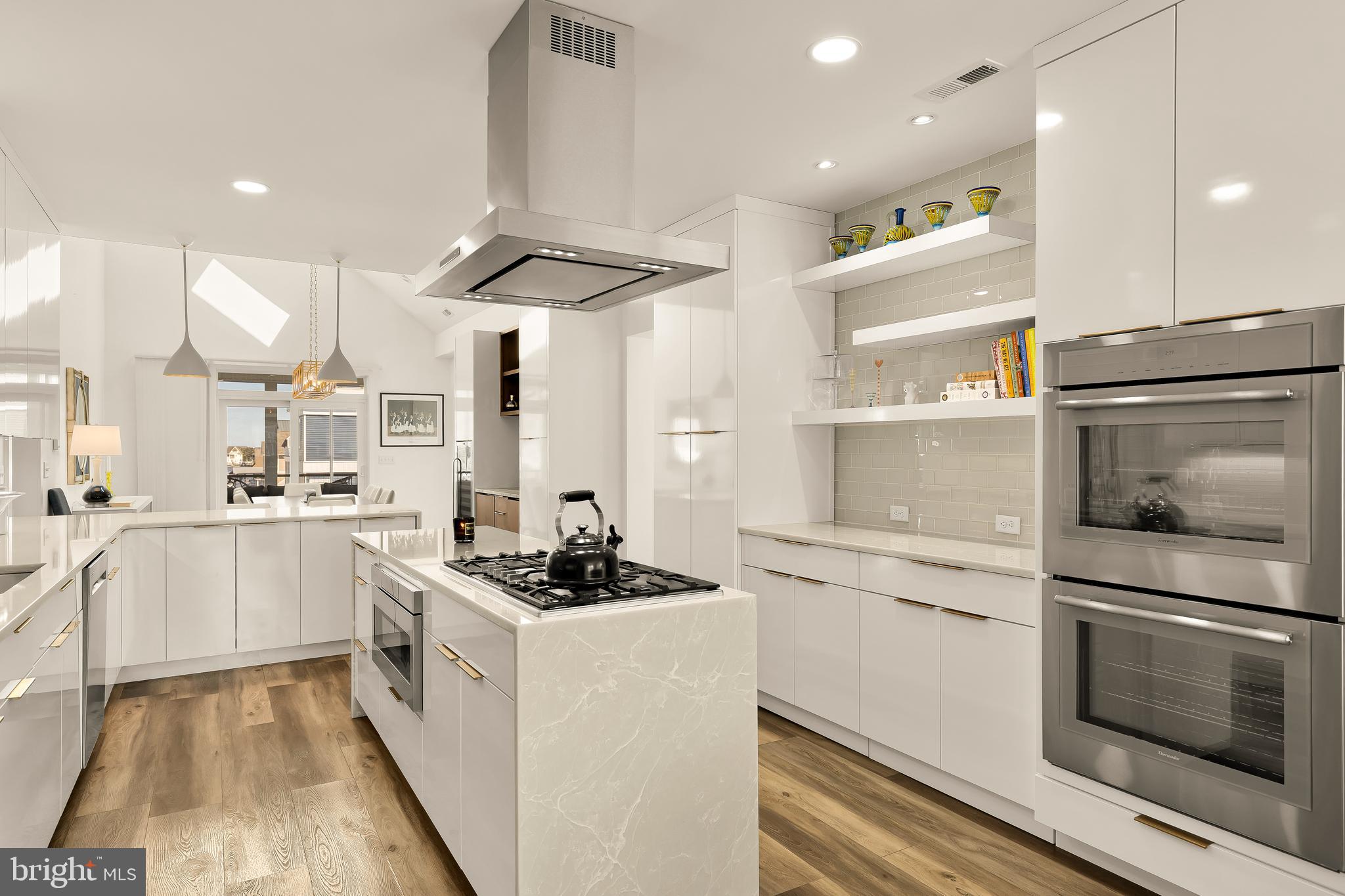 CAPE WINDSOR - Residential