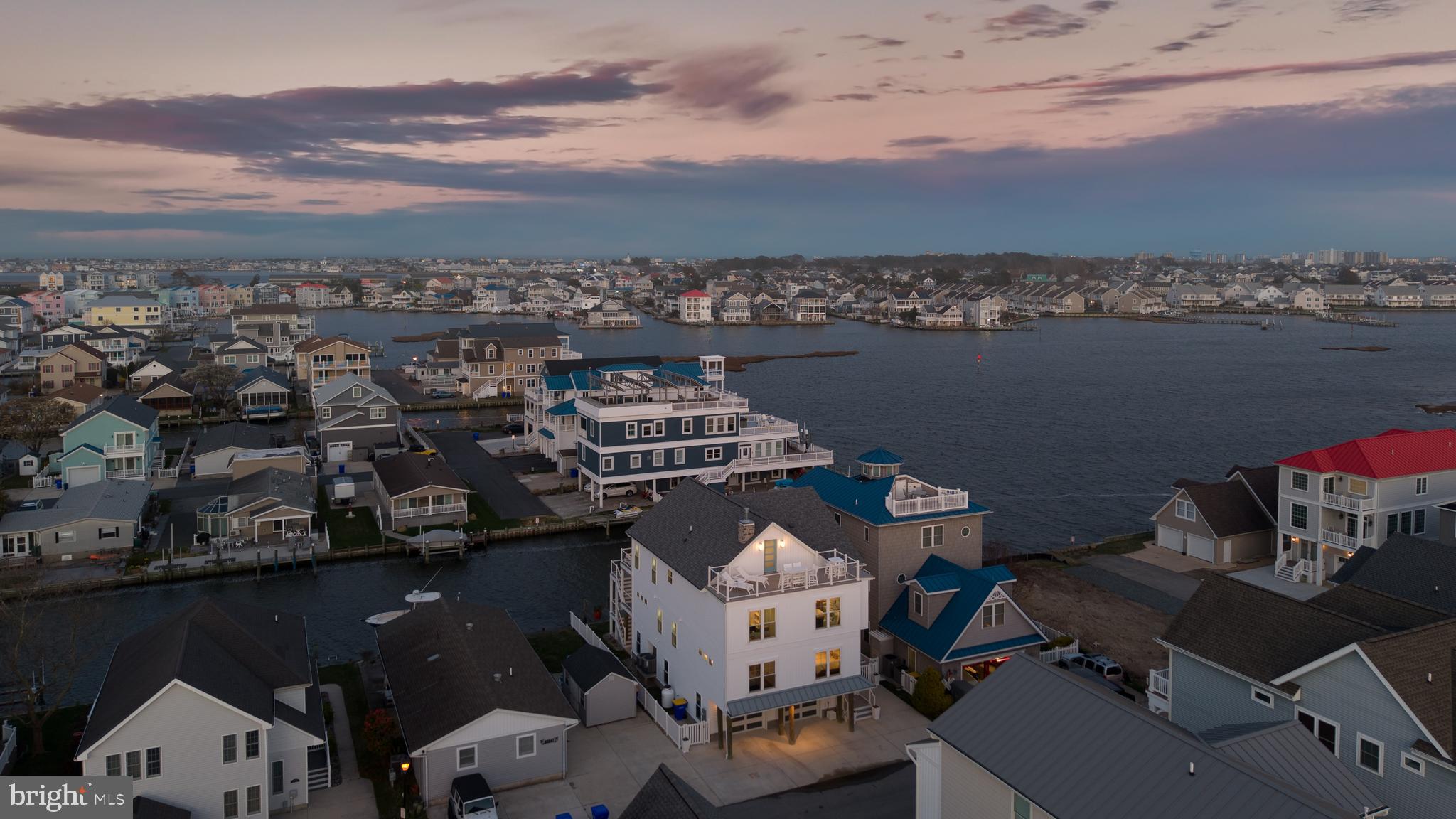 CAPE WINDSOR - Residential