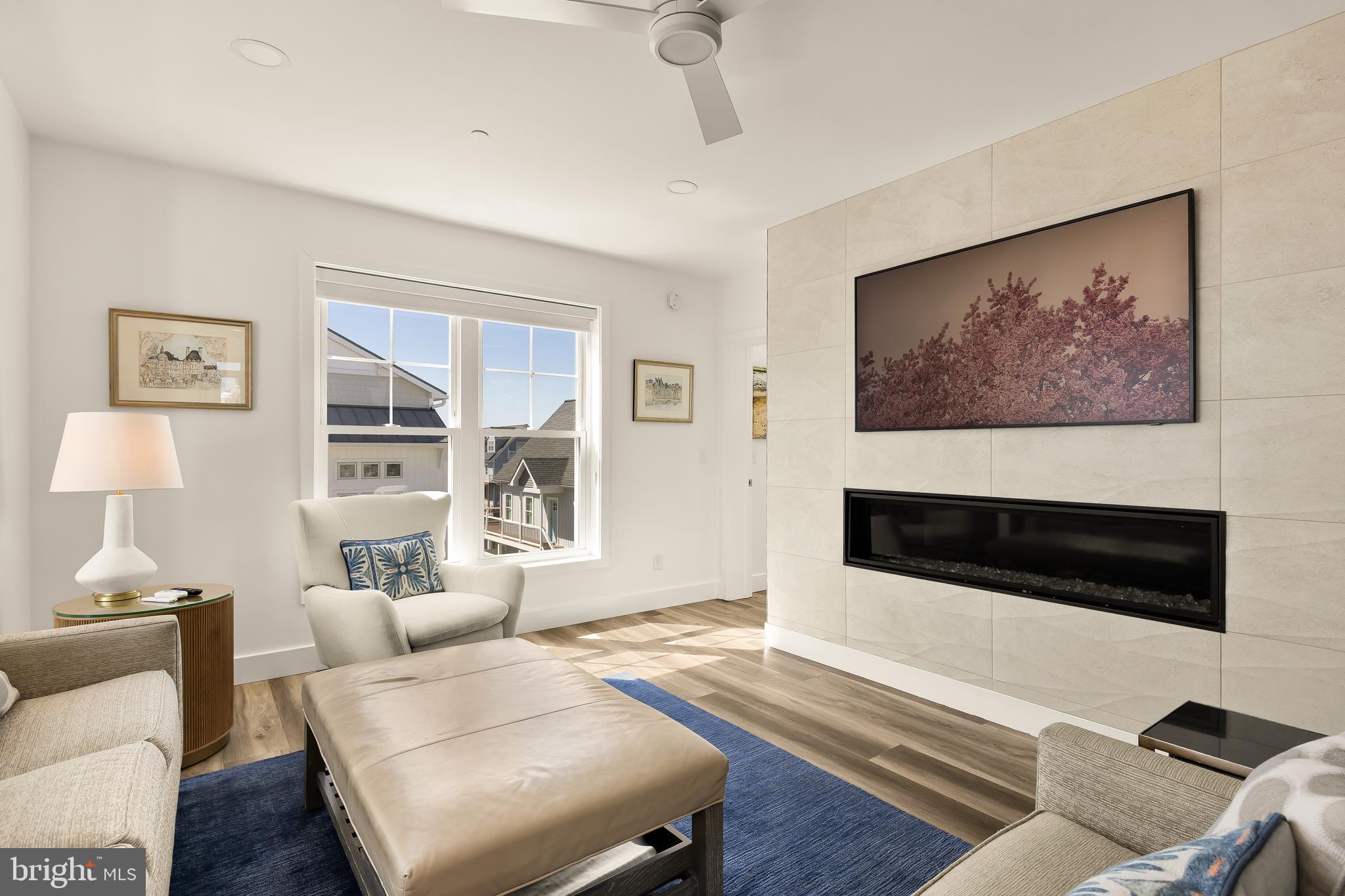 CAPE WINDSOR - Residential